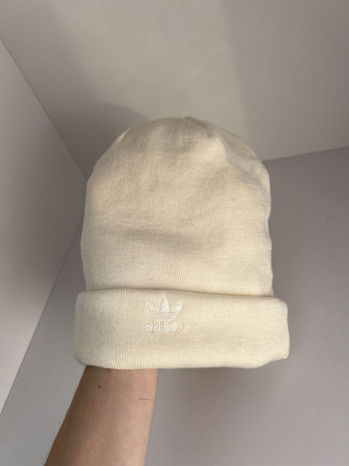 Adidas × Vintage Vintage Adidas Ivy Park White Beanie Size ONE SIZE - 8 Thumbnail