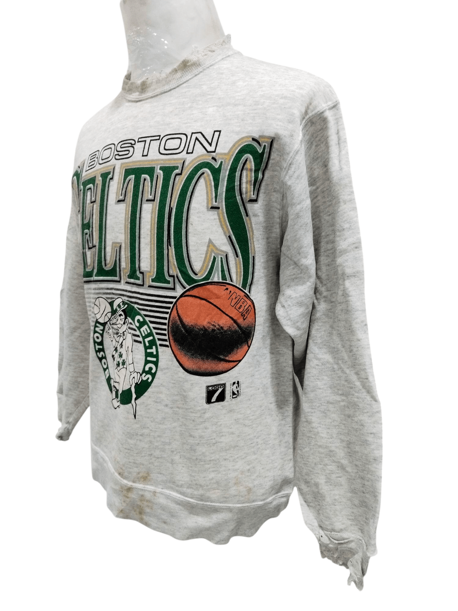 NBA × Vintage Vtg 90s Boston Celtics NBA Basketball Distressed Sweatshirt Size US M / EU 48-50 / 2 - 2 Thumbnail