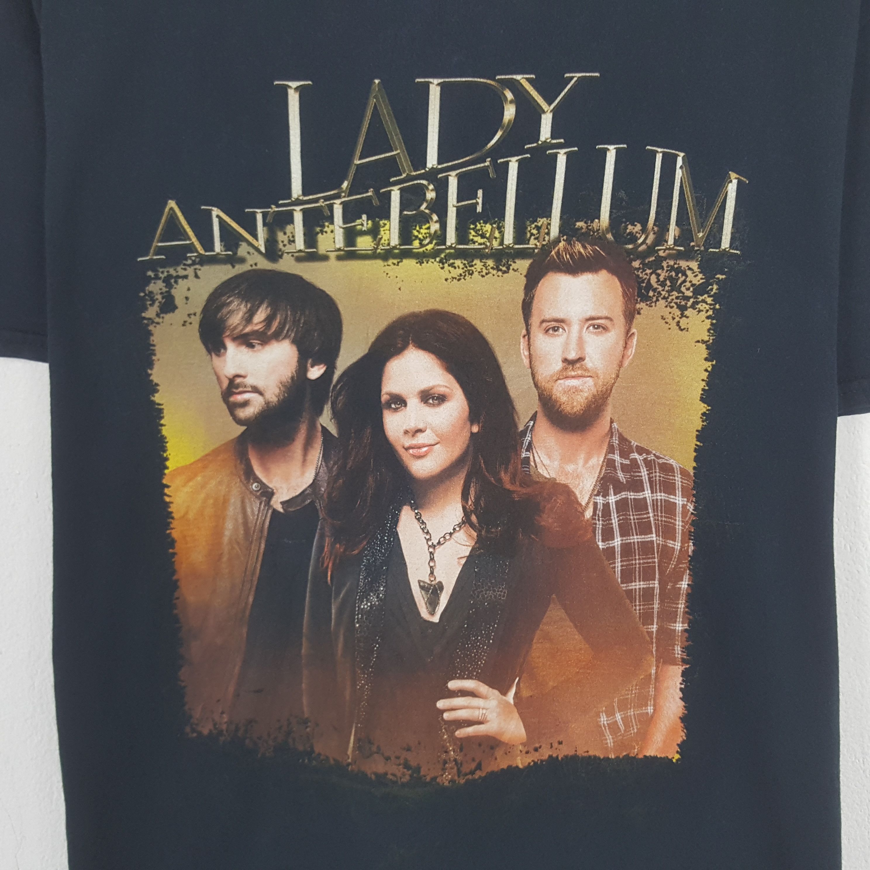 Band Tees Vintage Lady Antebellum Tour Tshirt Size US L / EU 52-54 / 3 - 2 Thumbnail