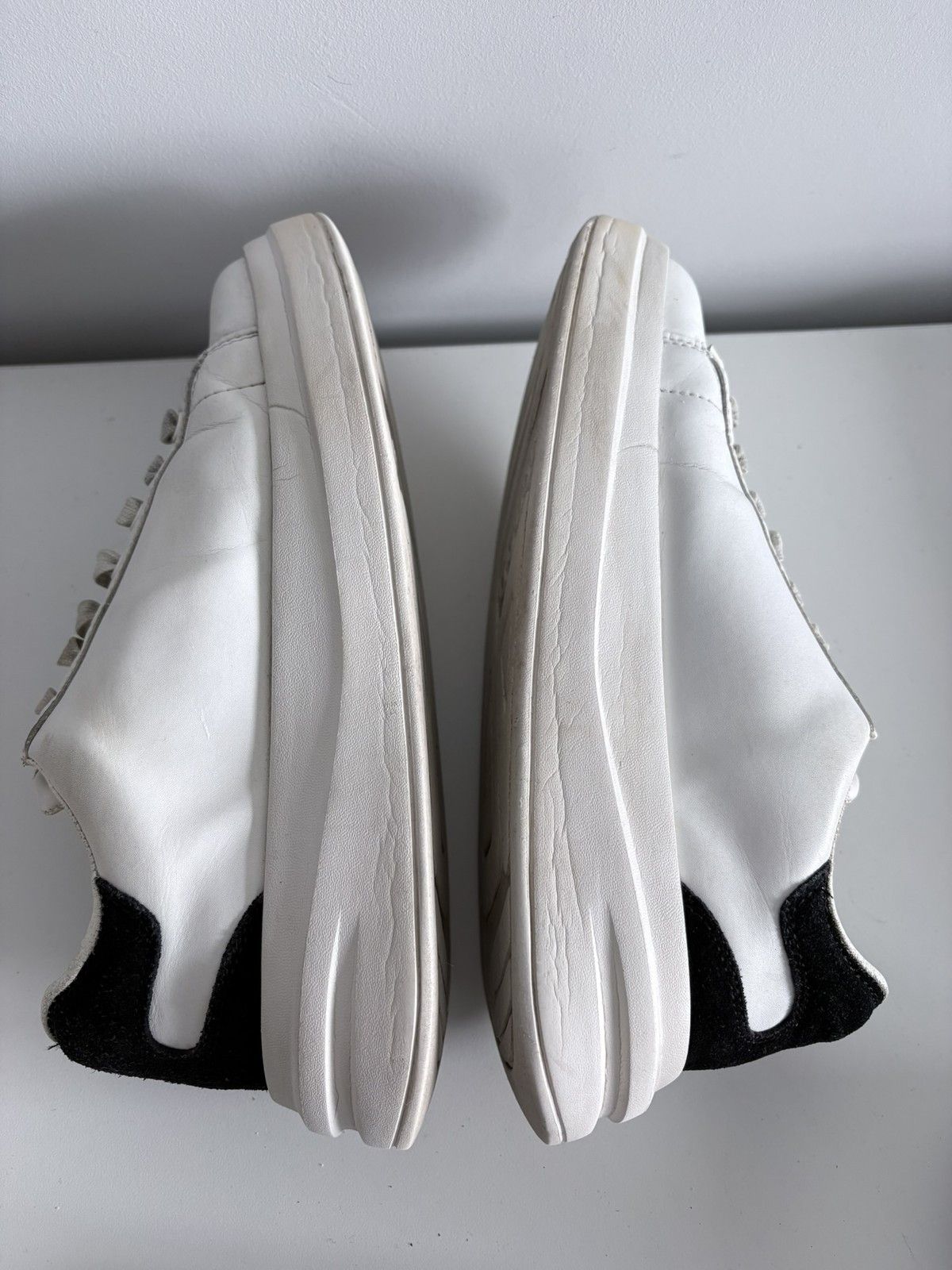 Guess Guess sneakers white leather platform women's size 37 Size US 7 / IT 37 - 3 Thumbnail