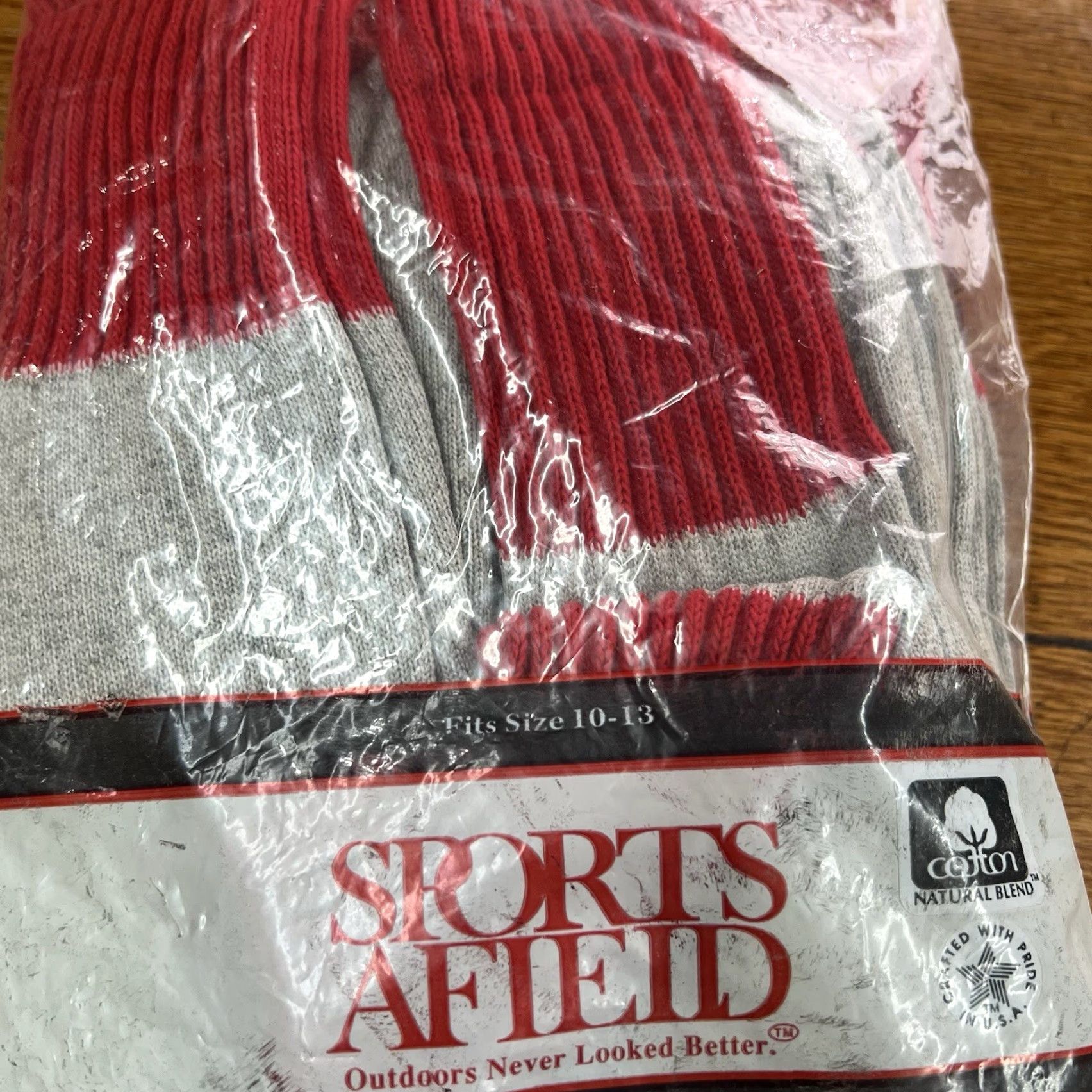 Vintage Sports Afield Sock Men’s 4 Pr Reinforced Toe & Heel Calf Eyes Mid Calf Grey/Red 10-13 Outdoor Socks Mens Shoes? Size ONE SIZE - 6 Thumbnail
