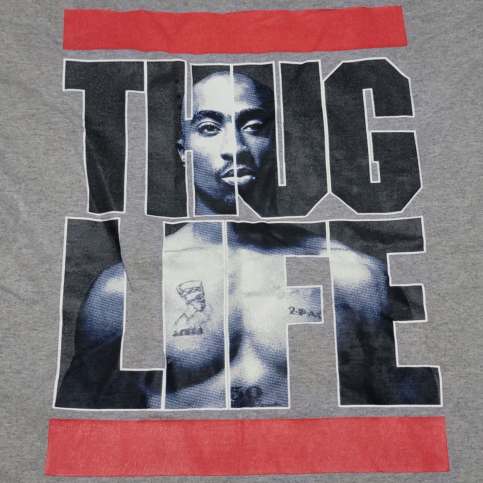 Fruit Of The Loom 2 Pac Unisex Tee (Fruit Of the Loom) "Thug Life" -Size Large Size US L / EU 52-54 / 3 - 2 Thumbnail