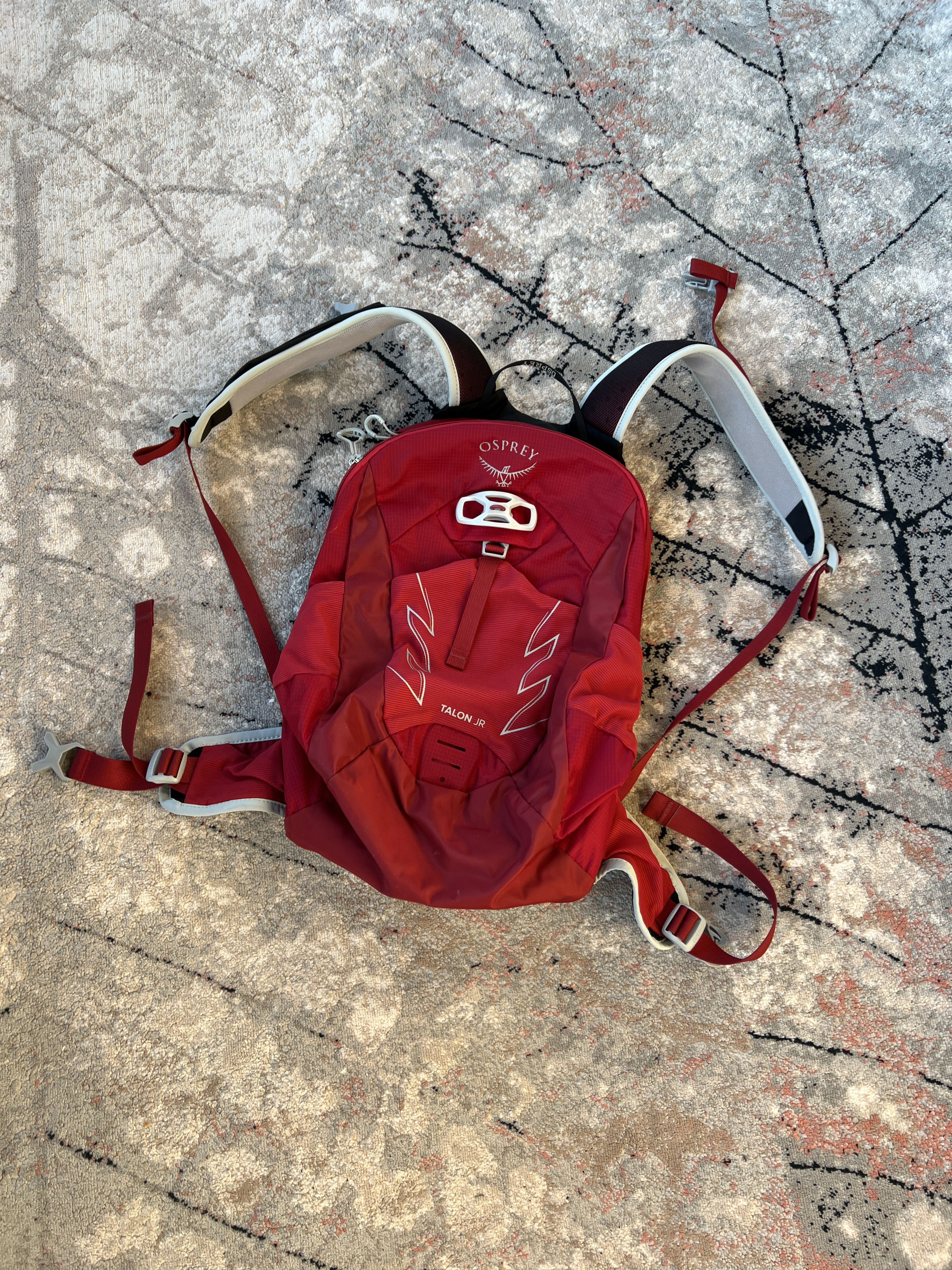 Osprey Talon Jr Bag in Red, Women's