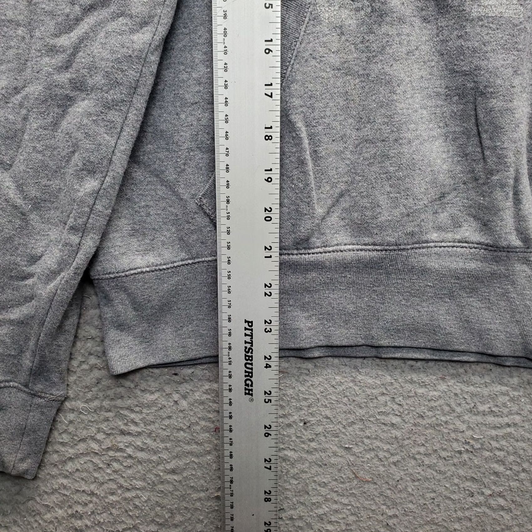 Vintage Aéropostale Hoodie Womens L Gray Fleece Lined Glitter Logo Long Sleeve Pullover Size L / US 10 / IT 46 - 3 Thumbnail