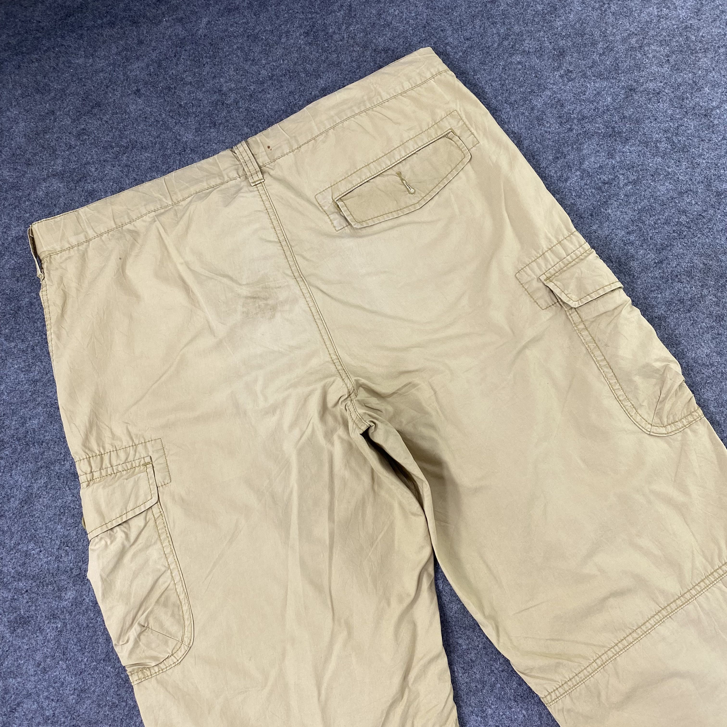 Uniqlo UNIQLO Drawstring Bondage Multipocket Cargo Short Pant-C051 Size US 38 / EU 54 - 5 Thumbnail