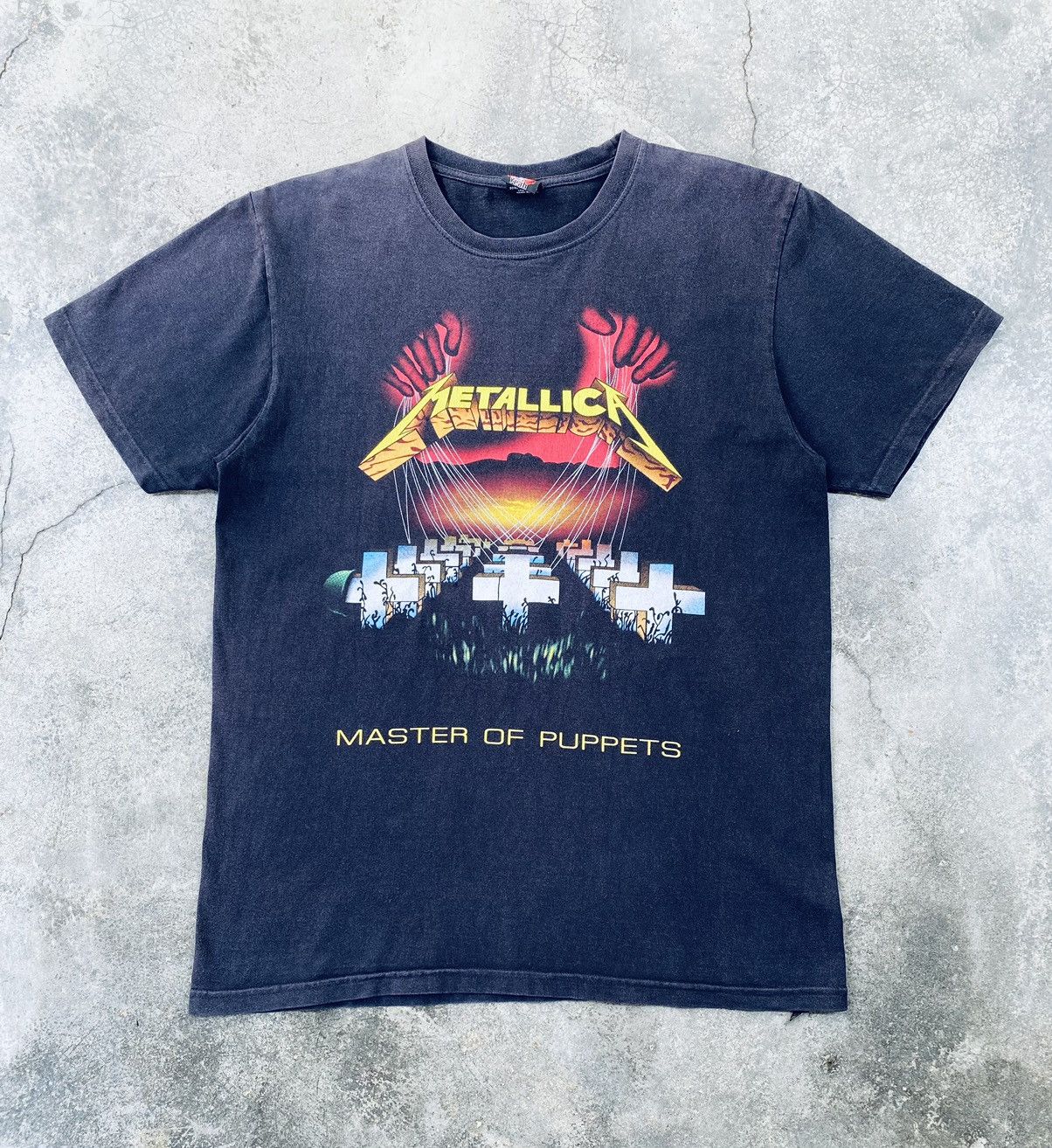 Band Tees Vintage Metalicca Master Of Puppets Band Distressed Tees Size US L / EU 52-54 / 3 - 1 Thumbnail