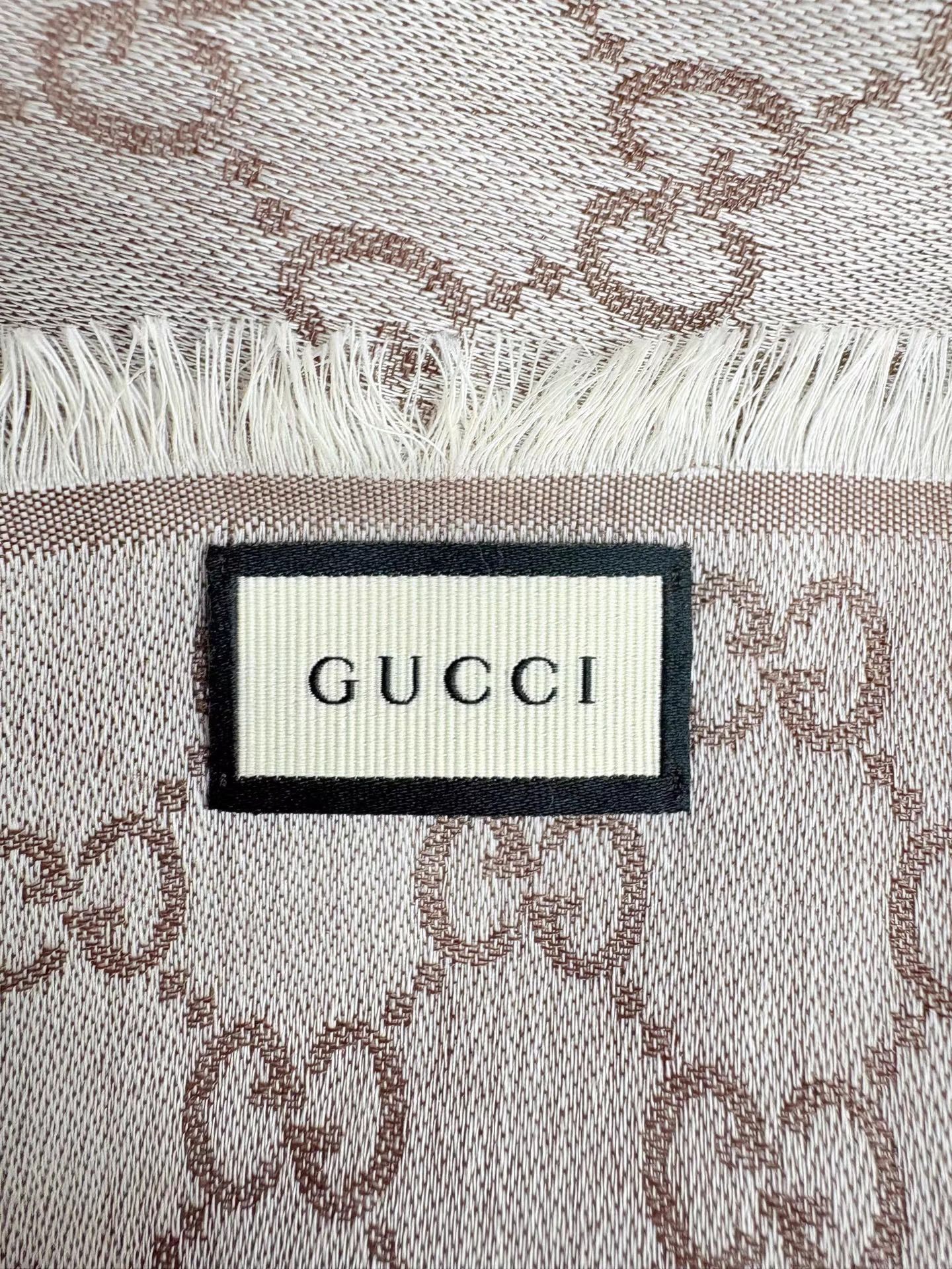 Gucci GUCCI GG Monogram All-Over Logo Fringed Square Scarf/Shawl Size ONE SIZE - 5 Thumbnail