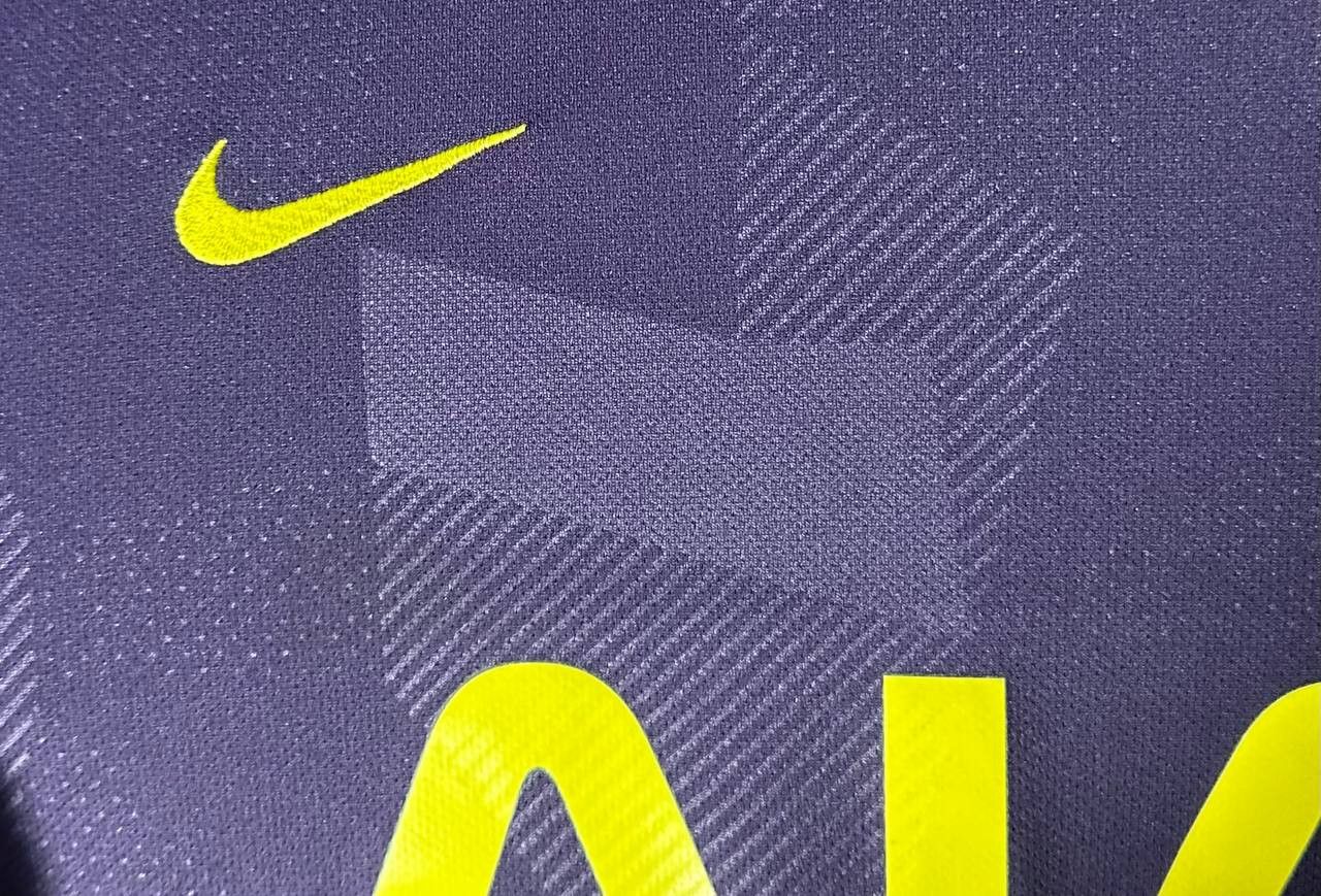 Nike Nike Tottenham Hotspur 2017/18 Third KitJersey shirt Eriksen Size US XS / EU 42 / 0 - 5 Thumbnail