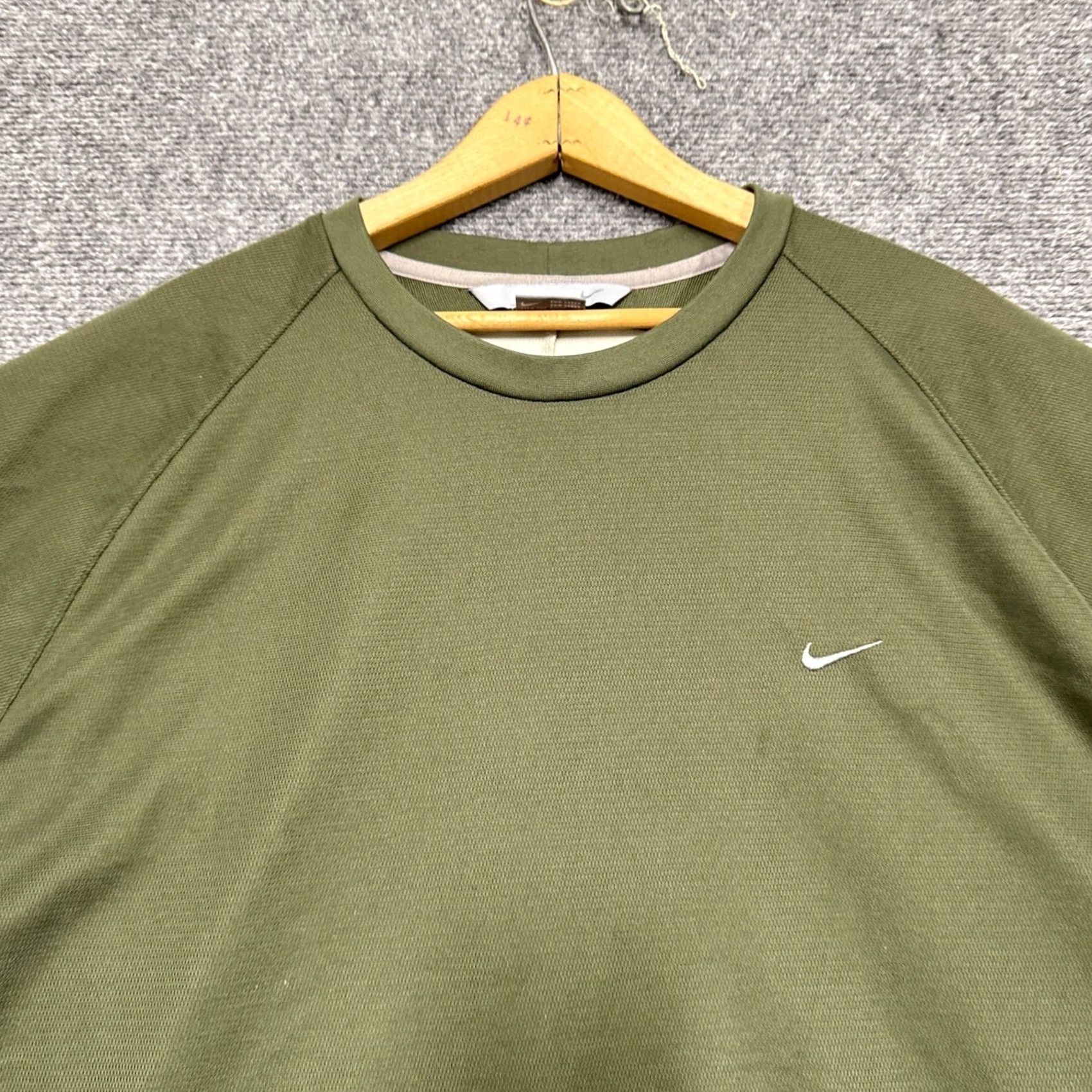 Nike Nike Long-sleeve T-shirt Sweatshirt Mens XXL Green Y2K Athletic Pullover Sportswear Lightweight T Size US XXL / EU 58 / 5 - 7 Thumbnail