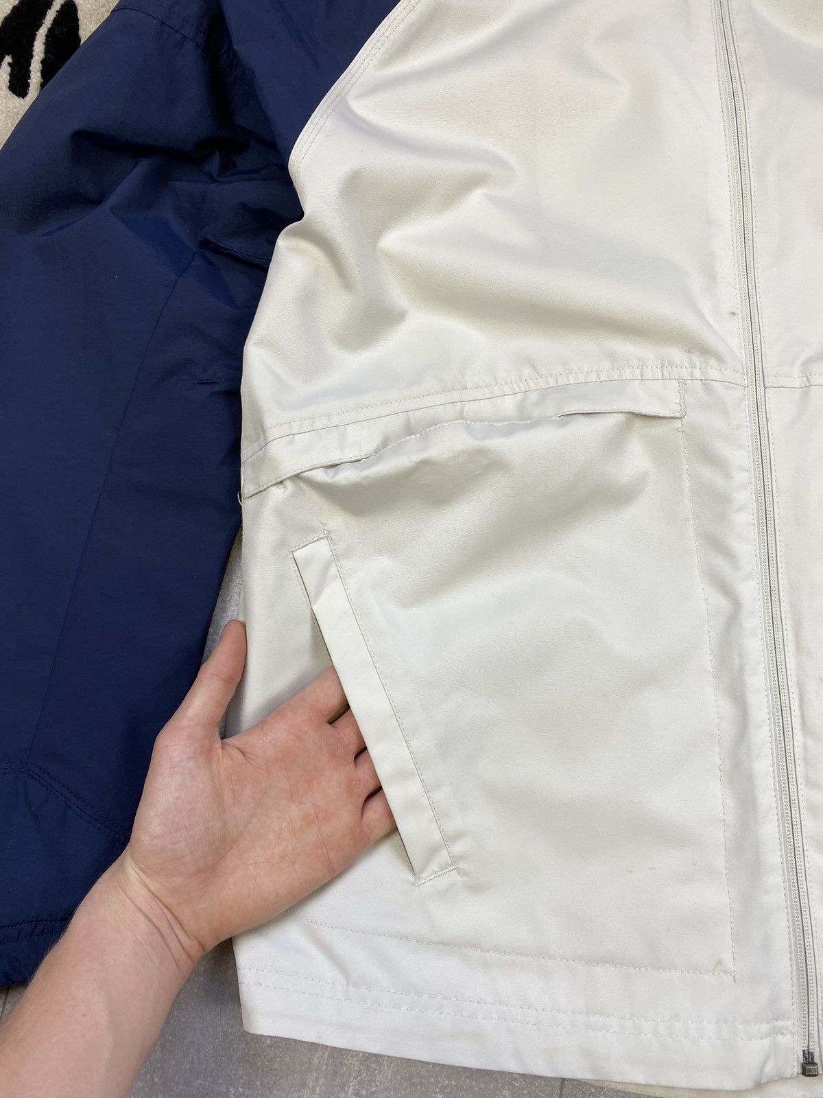 Nike × Vintage Mens Vintage Nike Air Track Light Zip Up Jacket Opium Y2K Size US M / EU 48-50 / 2 - 14 Thumbnail