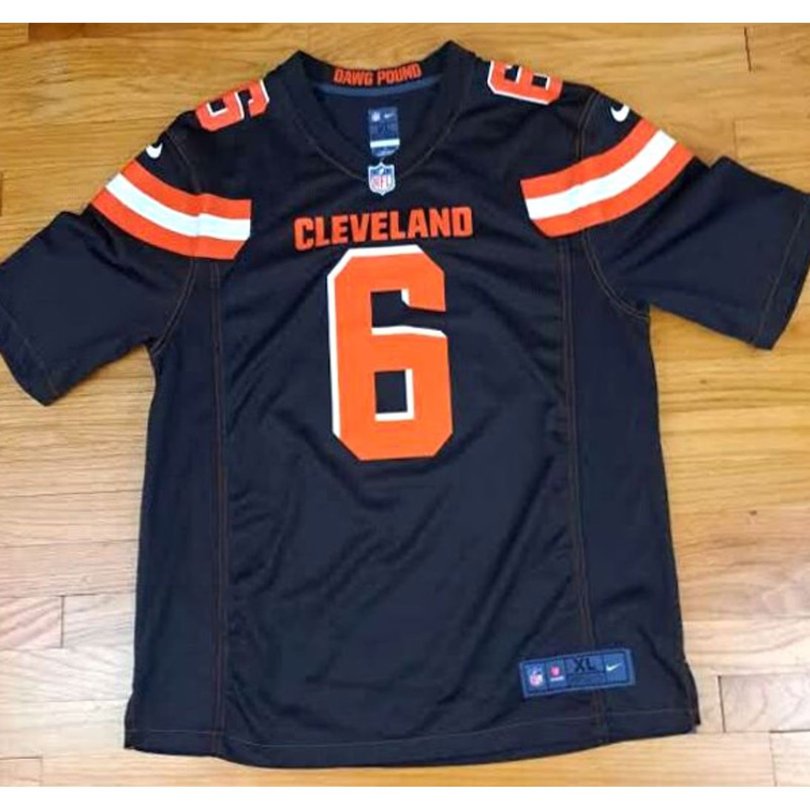 Nike Nike Cleveland Browns Baker Mayfield Printed On Field Dawg Pound Home Jersey XL Sweatshirt Brown Pullover Men Mens Sports Jersey Size US XL / EU 56 / 4 - 2 Thumbnail