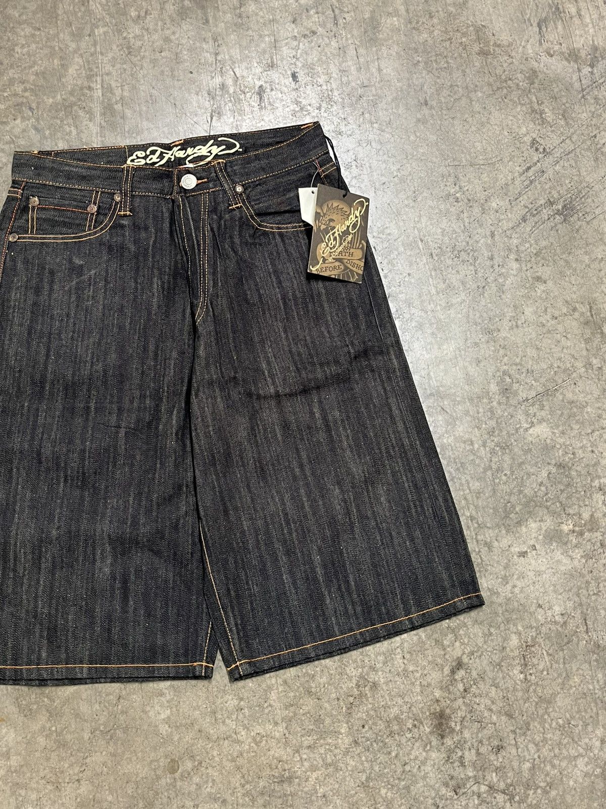 Ed Hardy × Vintage Ed hardy y2k jorts 2007 denim embroidered skater rare Size US 32 / EU 48 - 11 Thumbnail