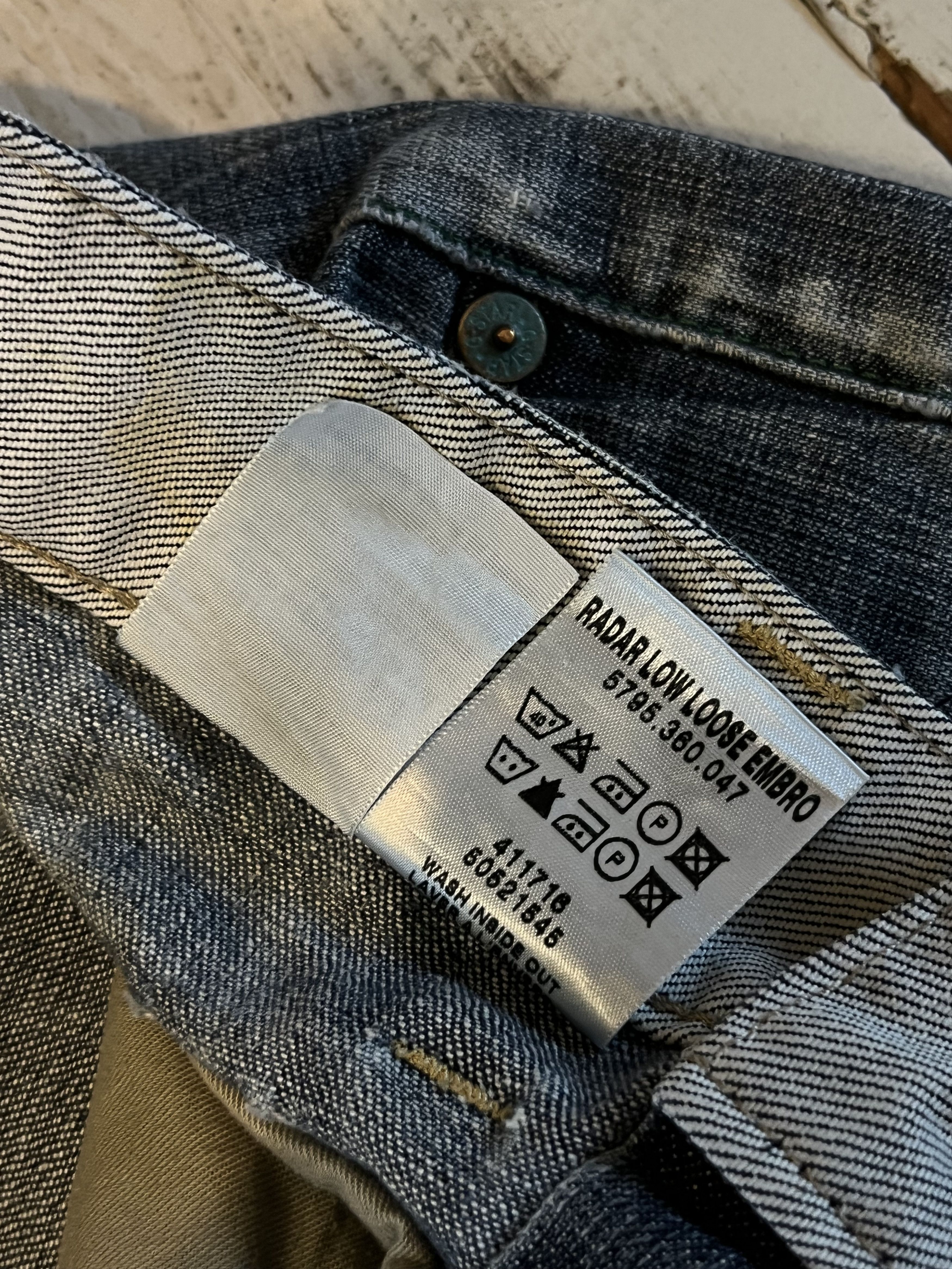 G-Star × Japanese Brand Distressed 90s G Star Raw Embroidered Logo Baggy Jeans Size US 31 - 11 Thumbnail