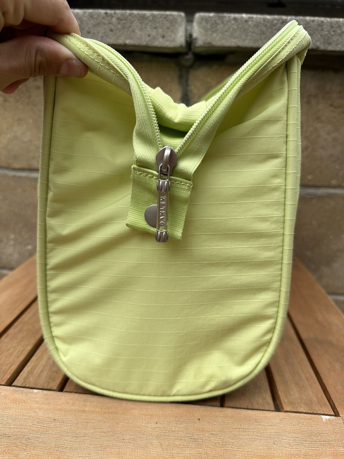 Oakley Crazy Vintage Oakley Heavy Duty Metal Frame Hand Bag drill Size ONE SIZE - 13 Thumbnail