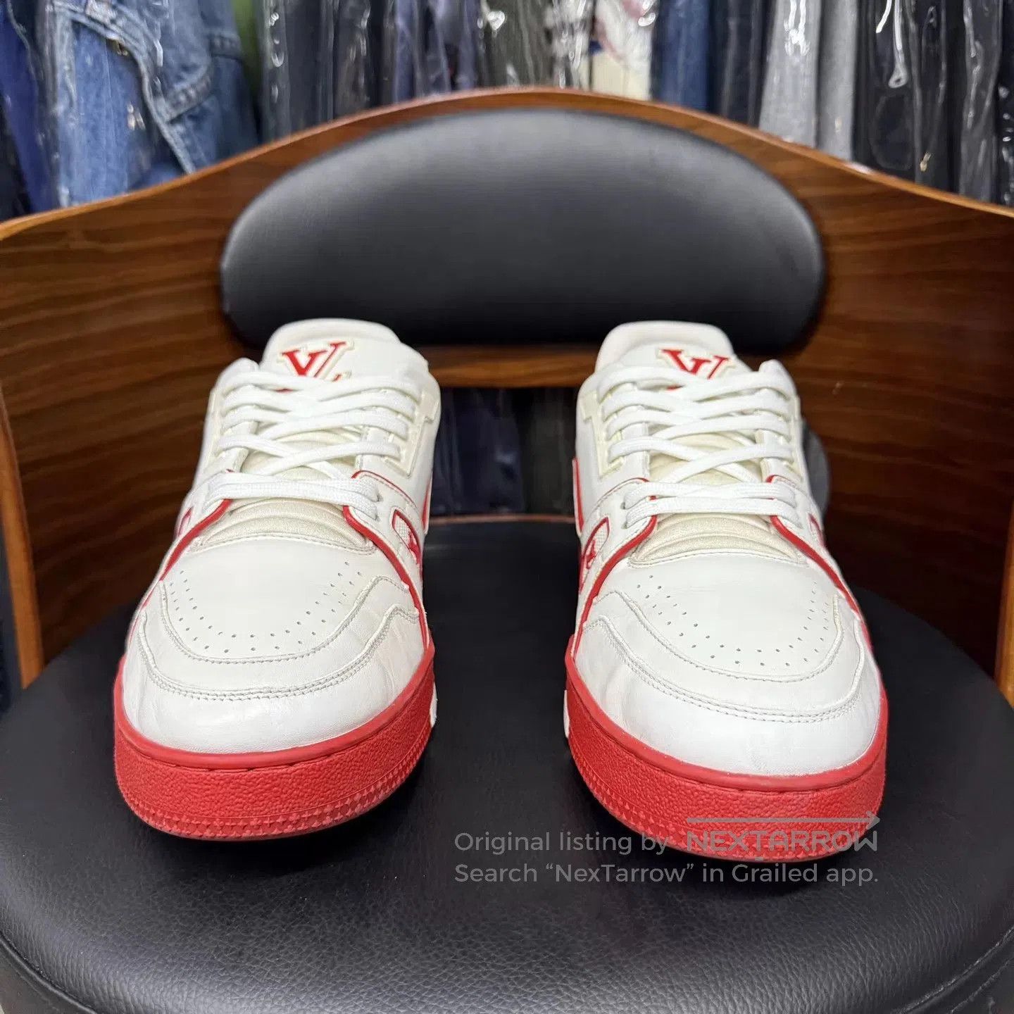 Louis Vuitton White Low. Size US 9 / EU 42 - 2 Thumbnail