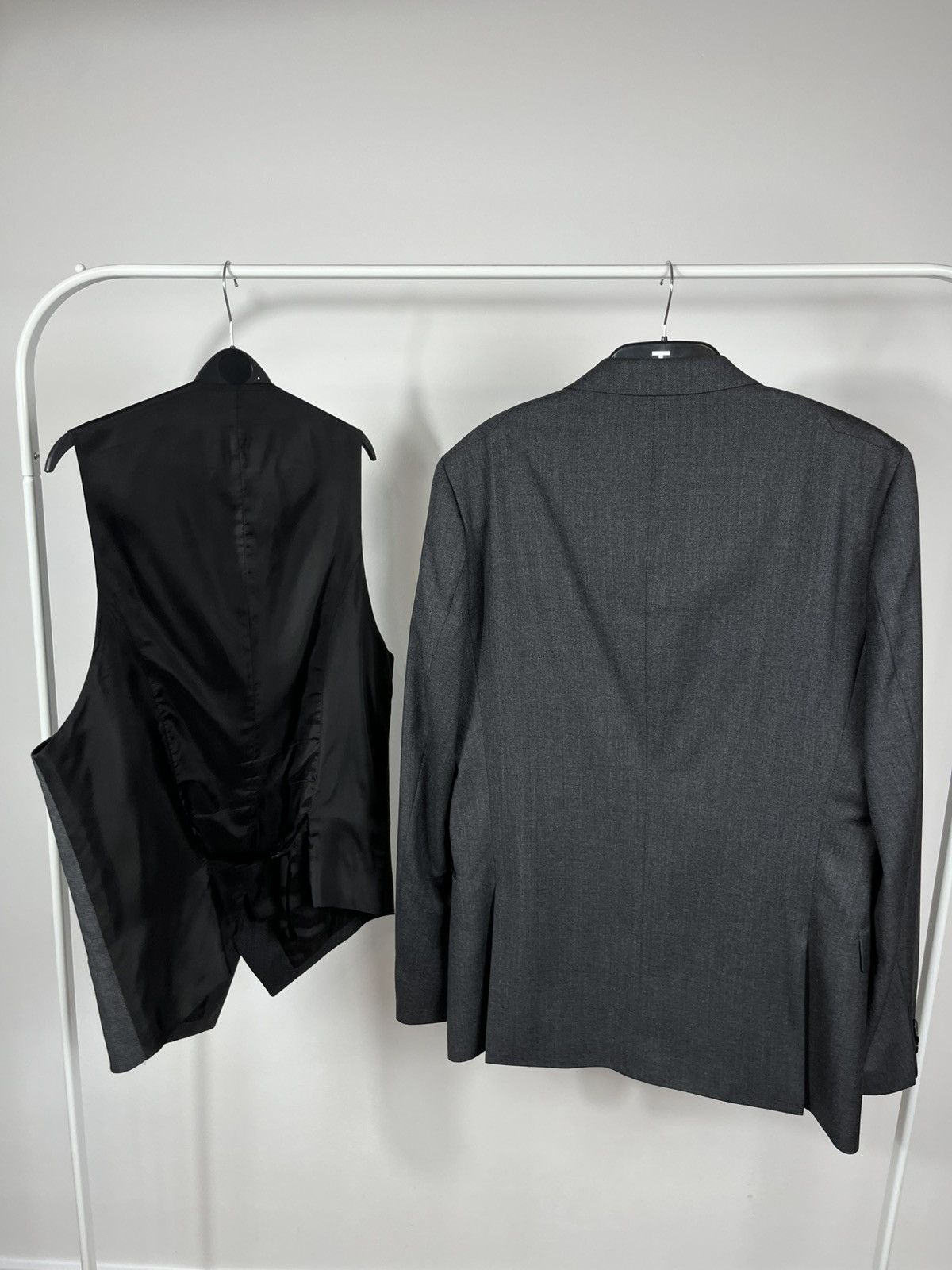 Hugo Boss Hugo Boss wool blazer and vest set gray, size 40L (M/L) Size 40L - 15 Thumbnail
