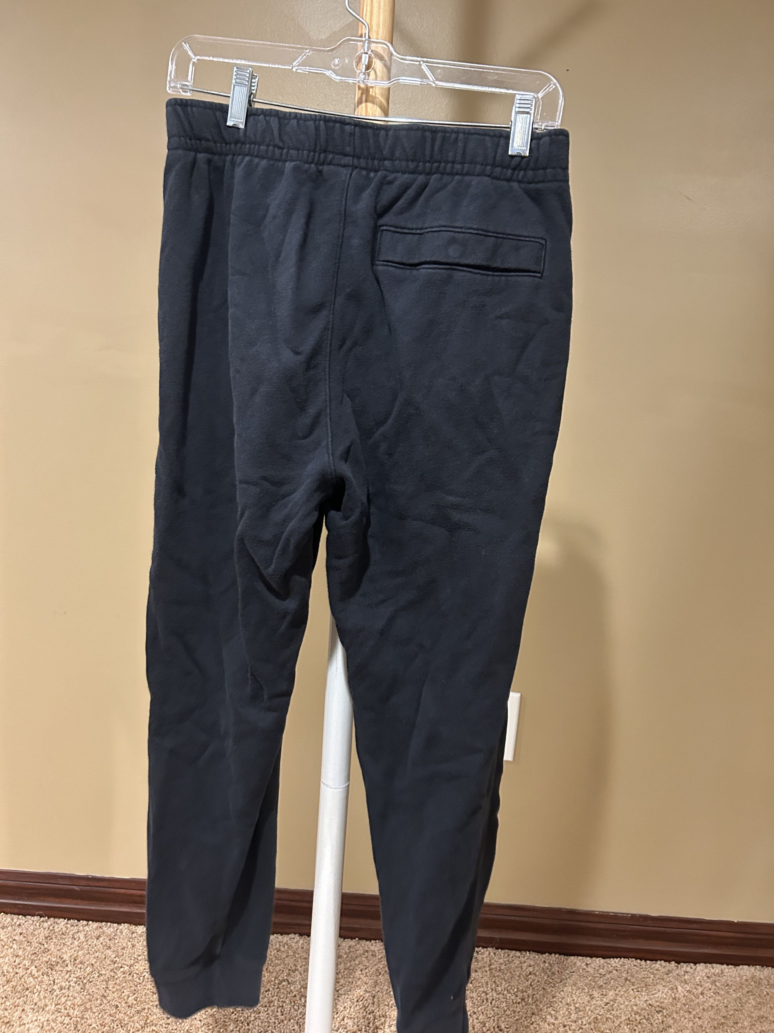 Nike Nike Sleeve-Cuffed Joggers Size US 30 / EU 46 - 2 Thumbnail