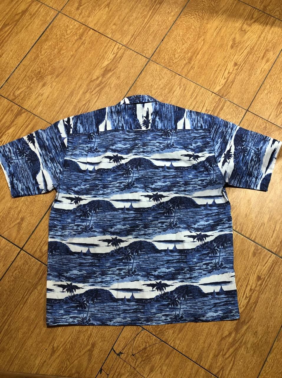Versace Versace Men's Blue Graphic Print Shirt | Luxury Size US XXL / EU 58 / 5 - 6 Thumbnail