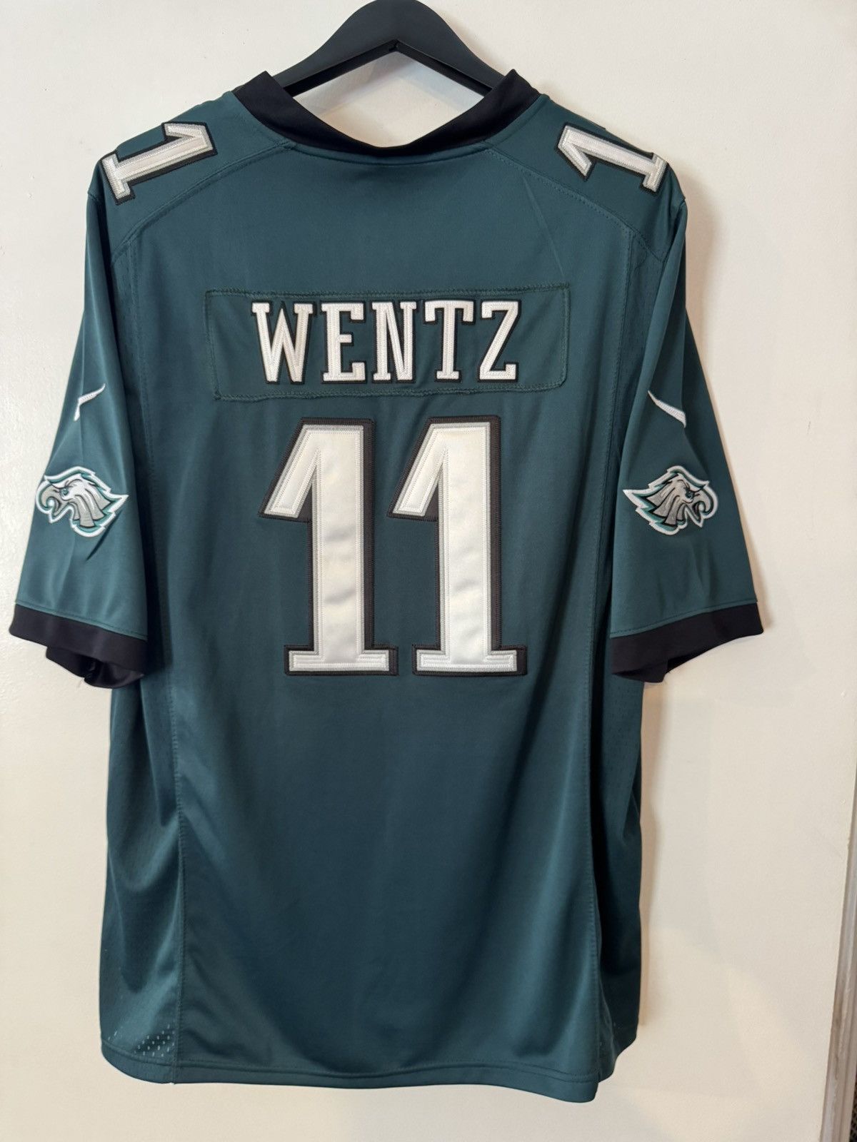 NFL #11 Carson Wentz Eagles Jersey Size US XL / EU 56 / 4 - 3 Thumbnail