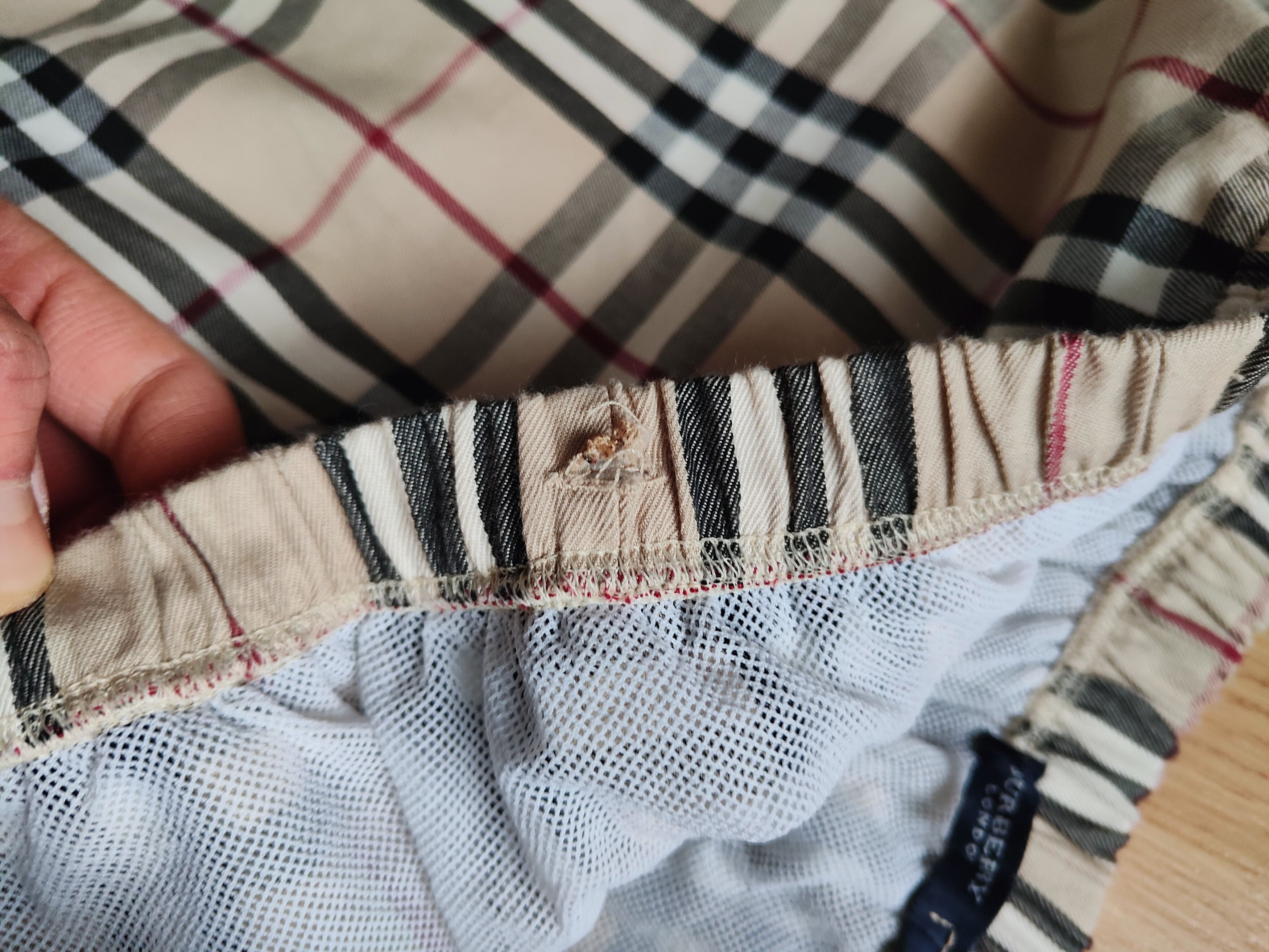 Burberry Vintage Burberry Shorts Beach Shorts Burberry L Size US 34 / EU 50 - 8 Thumbnail
