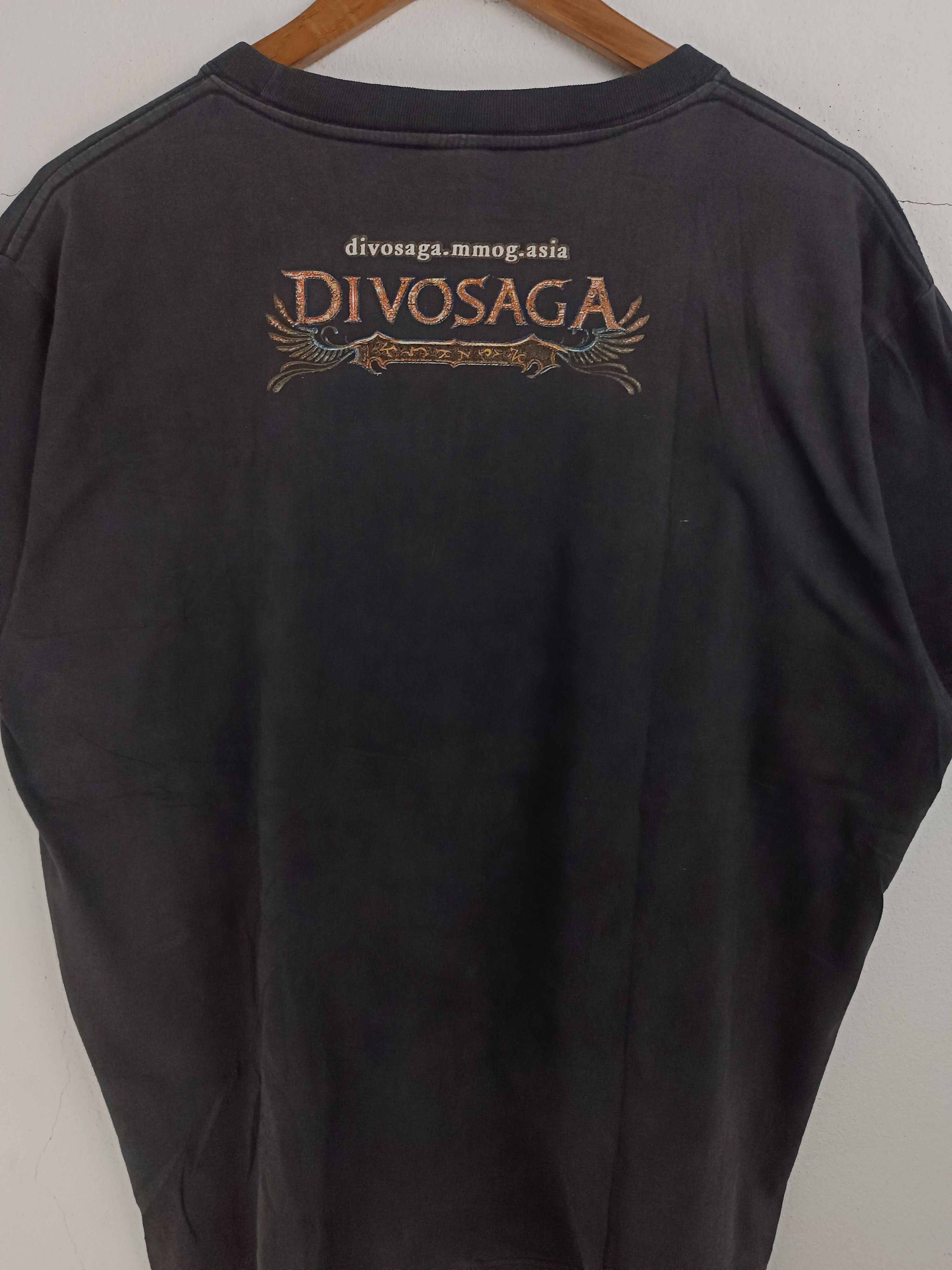 Microsoft VINTAGE Y2K MMORPG DIVOSAGA ASIA VERY RARE fantasy warcraft Size US XL / EU 56 / 4 - 14 Thumbnail