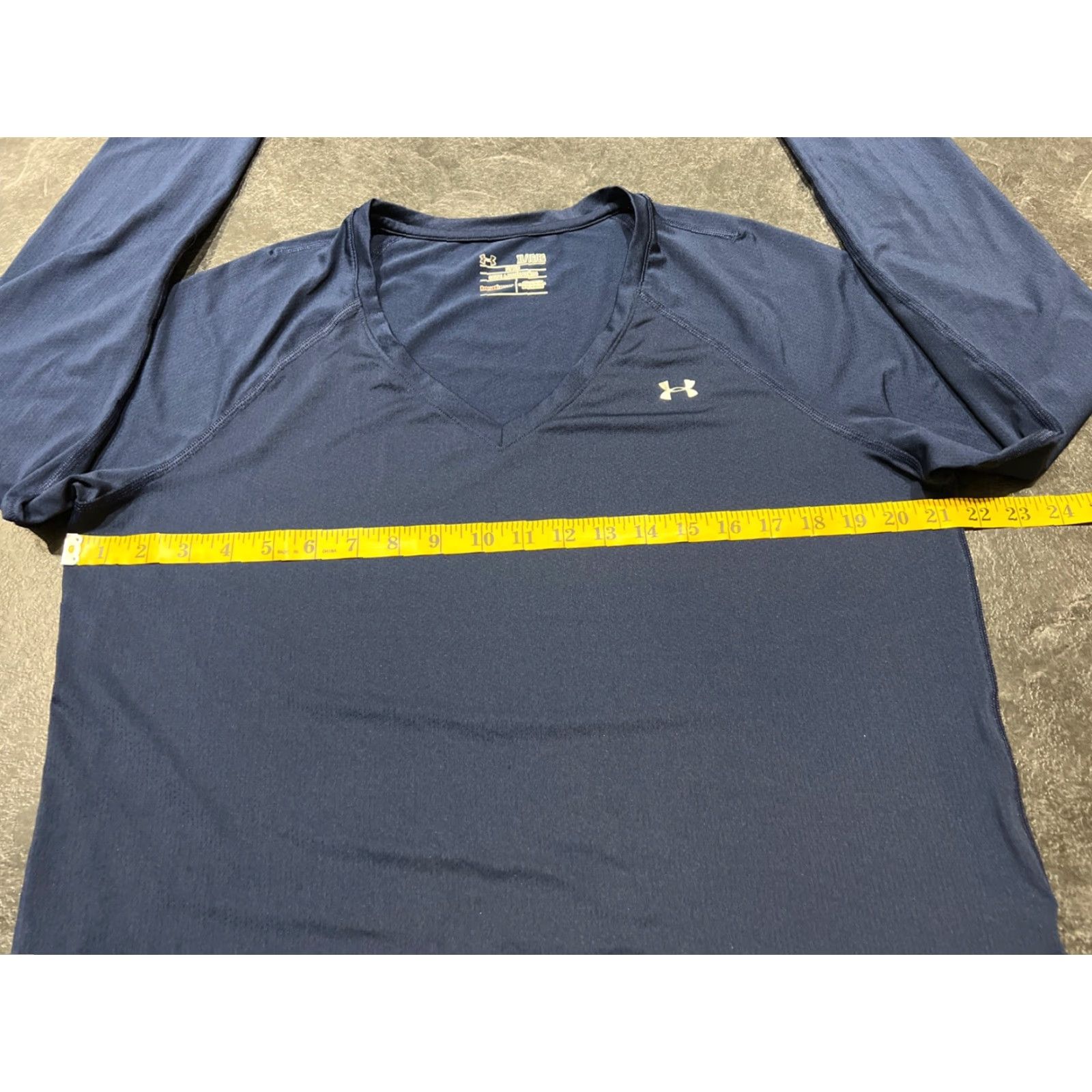 Under Armour Under Armour HeatGear Compression Shirt Men's XL Navy Blue V-Neck Long Sleeve Activewear Size US XL / EU 56 / 4 - 6 Thumbnail