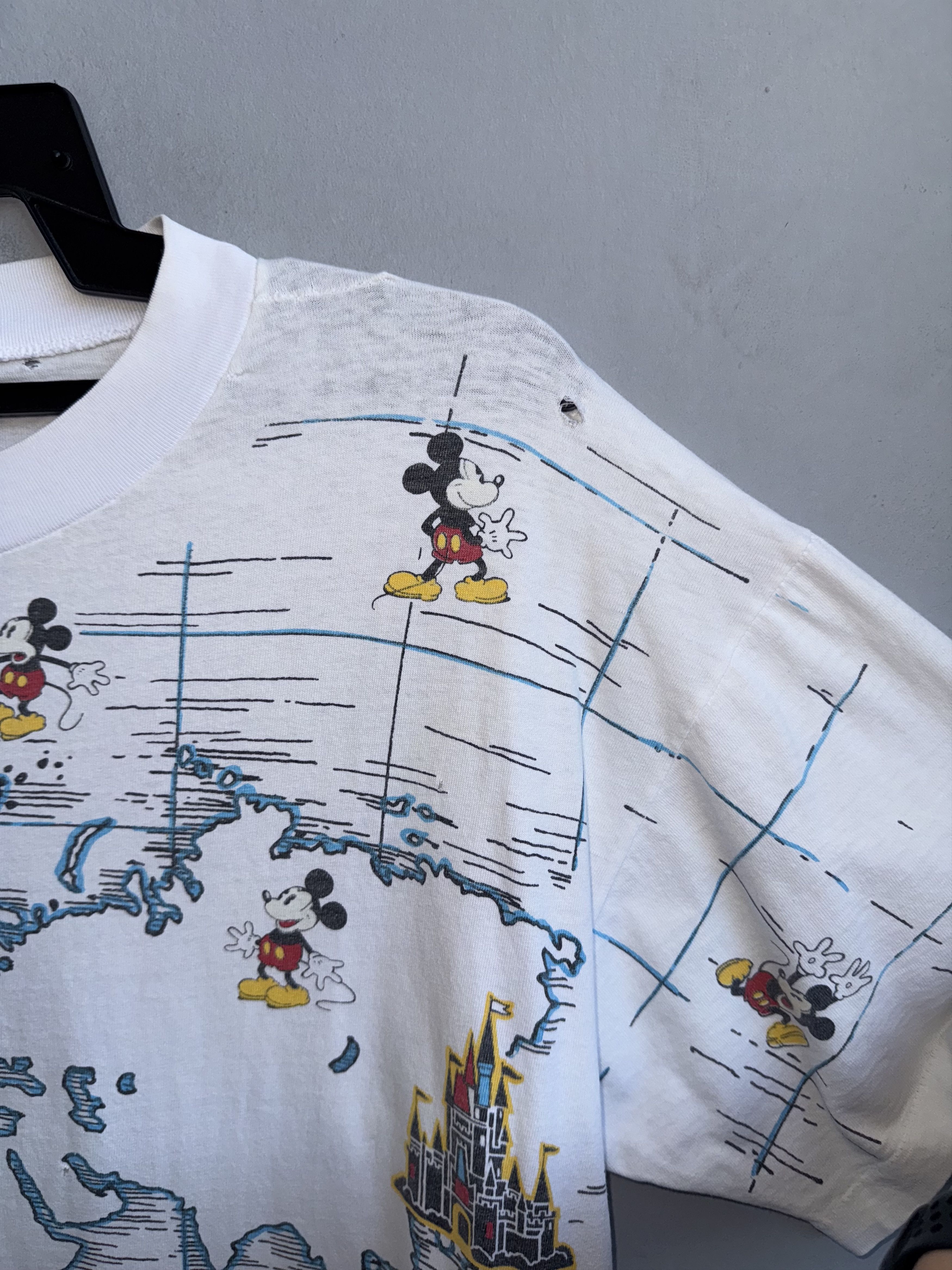 Mickey Mouse × Vintage Mickey Mouse AOP Map Disney World Graphic 90's Vintage Shirt Size US L / EU 52-54 / 3 - 4 Thumbnail