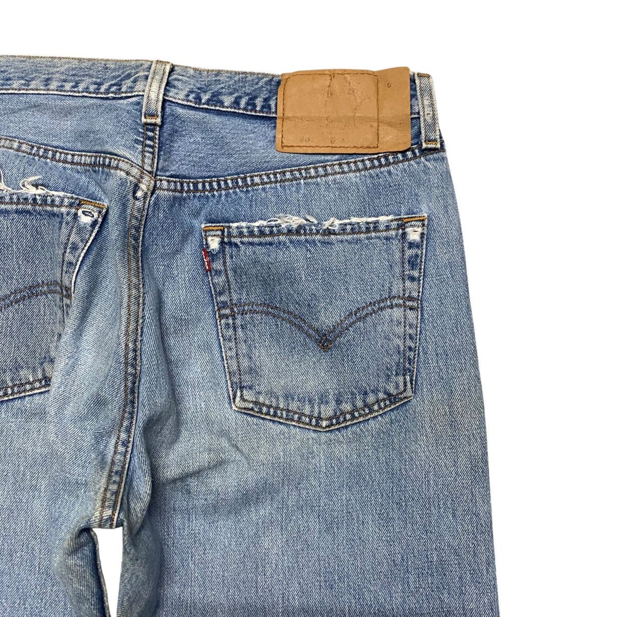 Levi's Vintage Levi's 501 Distressed Jeans Size US 33 - 13 Thumbnail