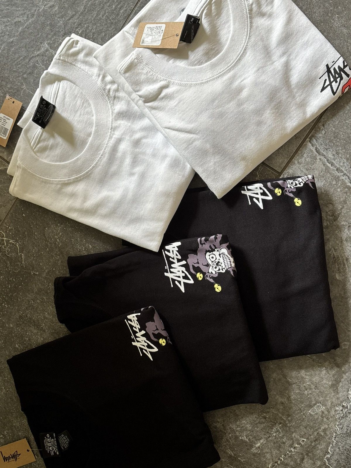 Stussy Stüssy JOKER Graphic Tee in Black / Small (New, 2025) Size US S / EU 44-46 / 1 - 3 Thumbnail