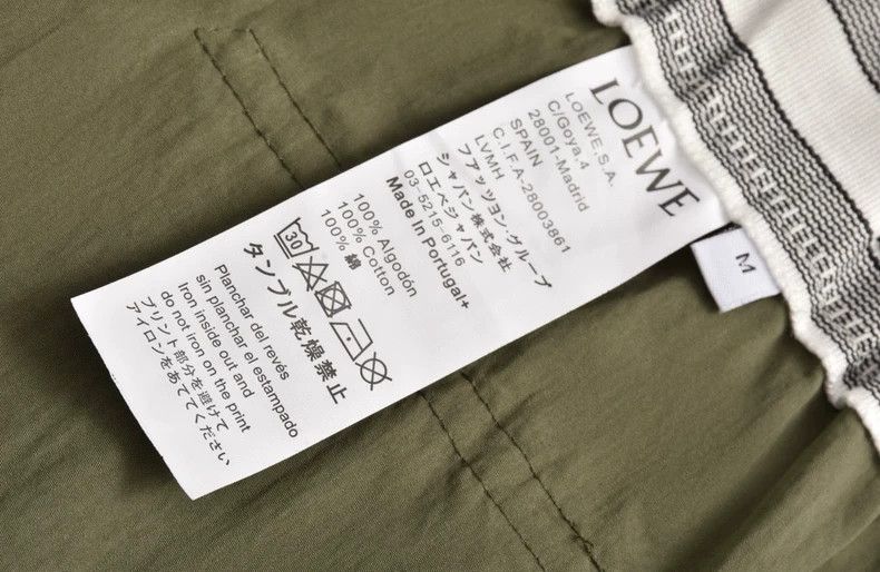 Loewe LOEWE sizeM Pocketed embroidered shorts Size 28" / US 6 / IT 42 - 9 Thumbnail