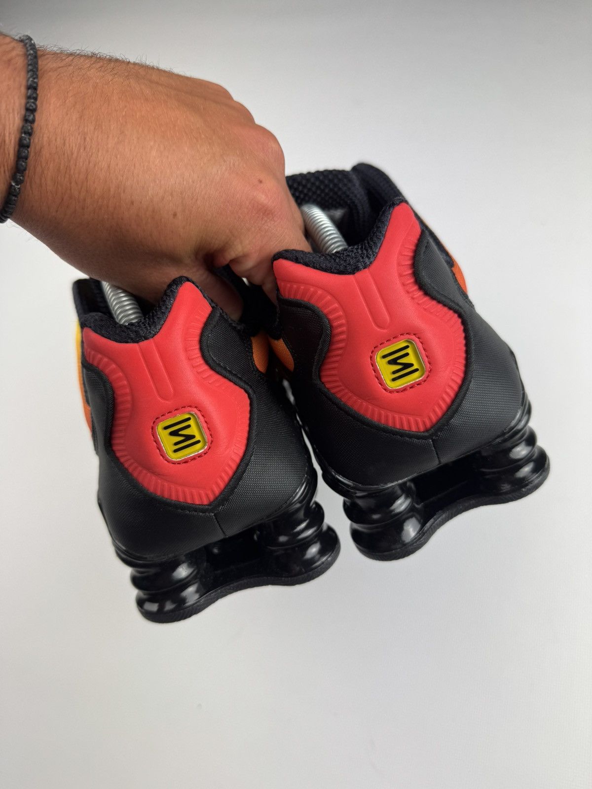 Nike Nike Shox TL Sunrise US9 Size US 9 / EU 42 - 9 Thumbnail
