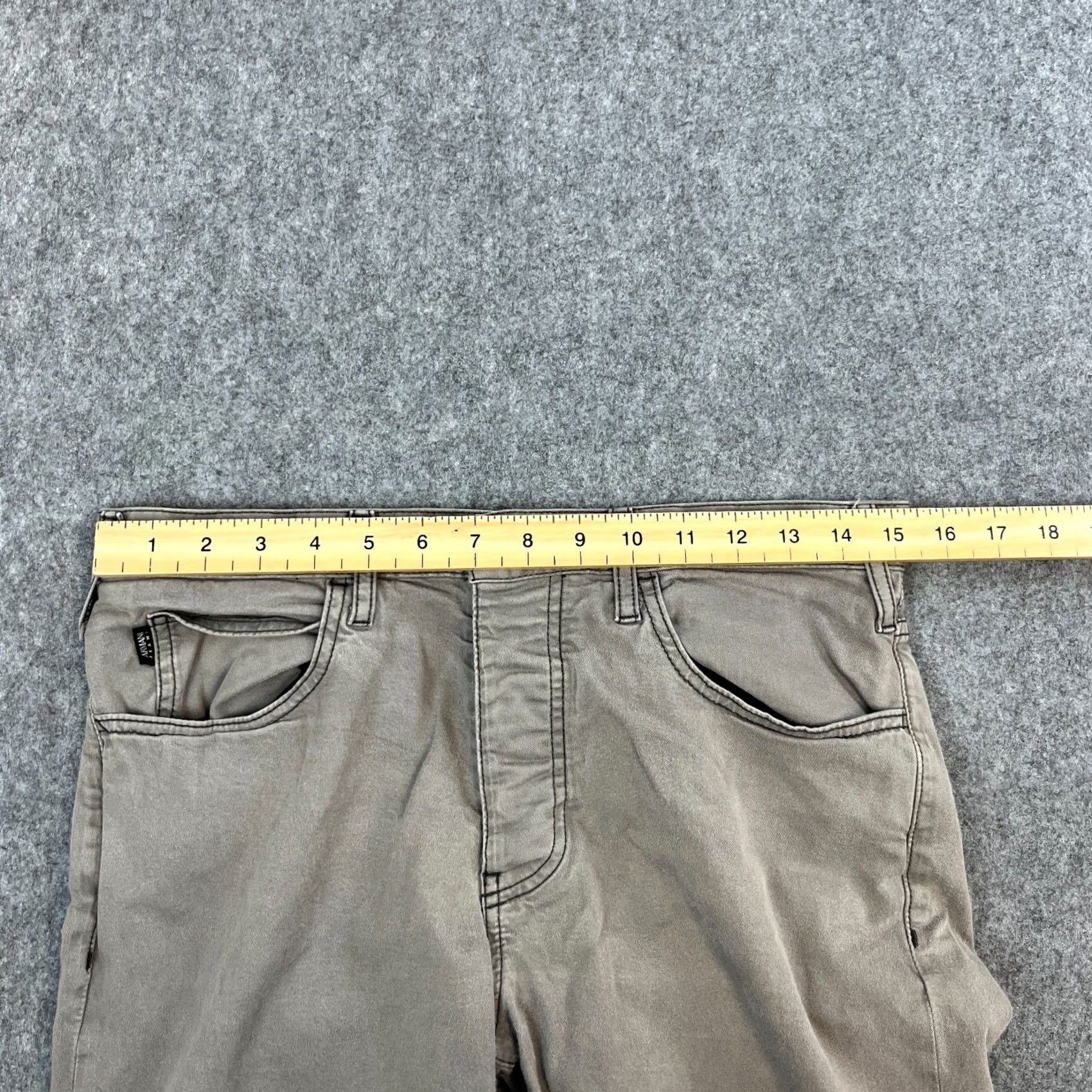 Vintage Armani Jeans Jeans Regular 30 30 Medium Wash Grey Stretch J21 Mens Slim Straight 5-Pocket Denim Cotton Elastane Vintage No Size US 30 / EU 46 - 6 Thumbnail