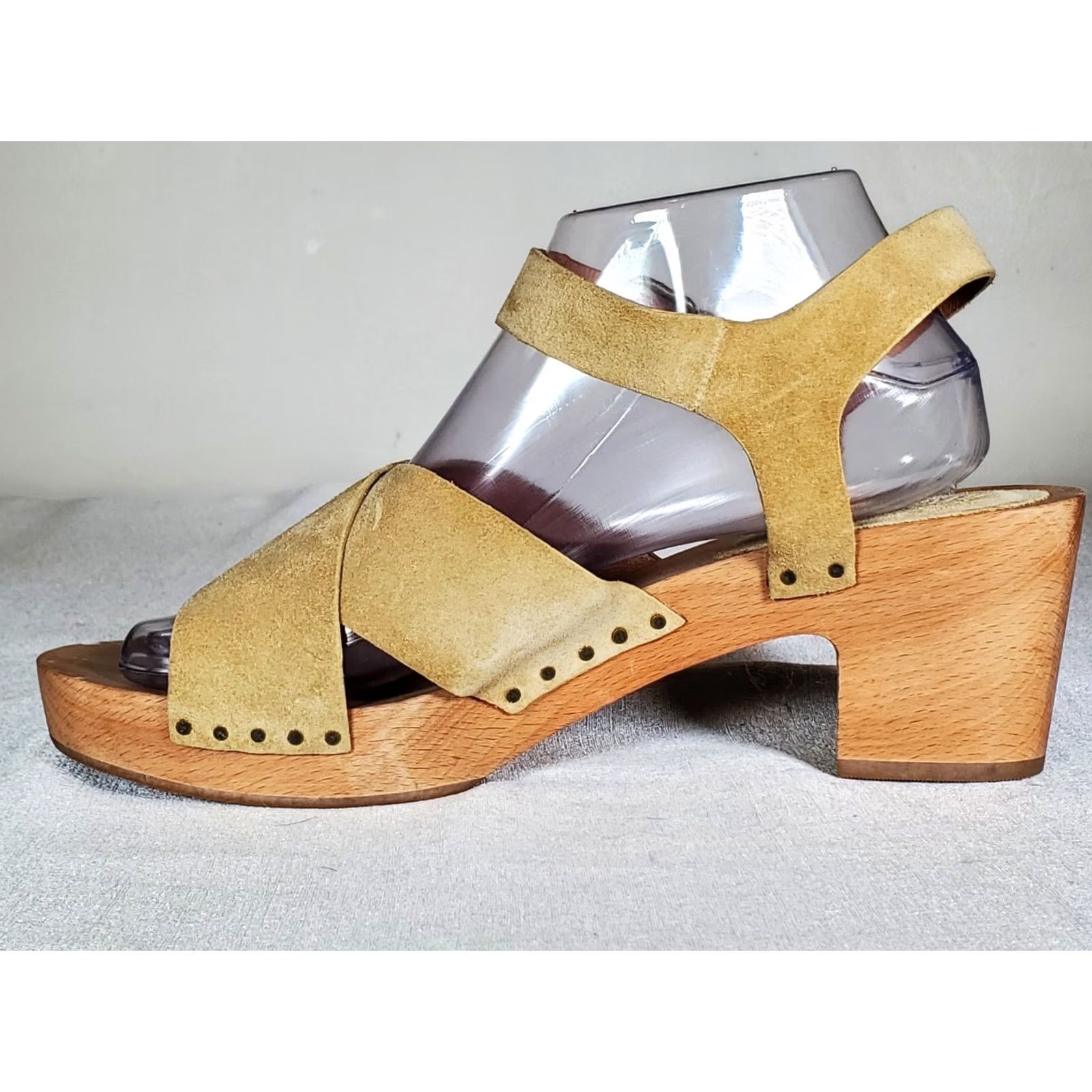 Madewell Madewell The Johanna Crisscross Clog Sandals Biege Suede Women's US 9.5 Size US 10 / IT 40 - 3 Thumbnail
