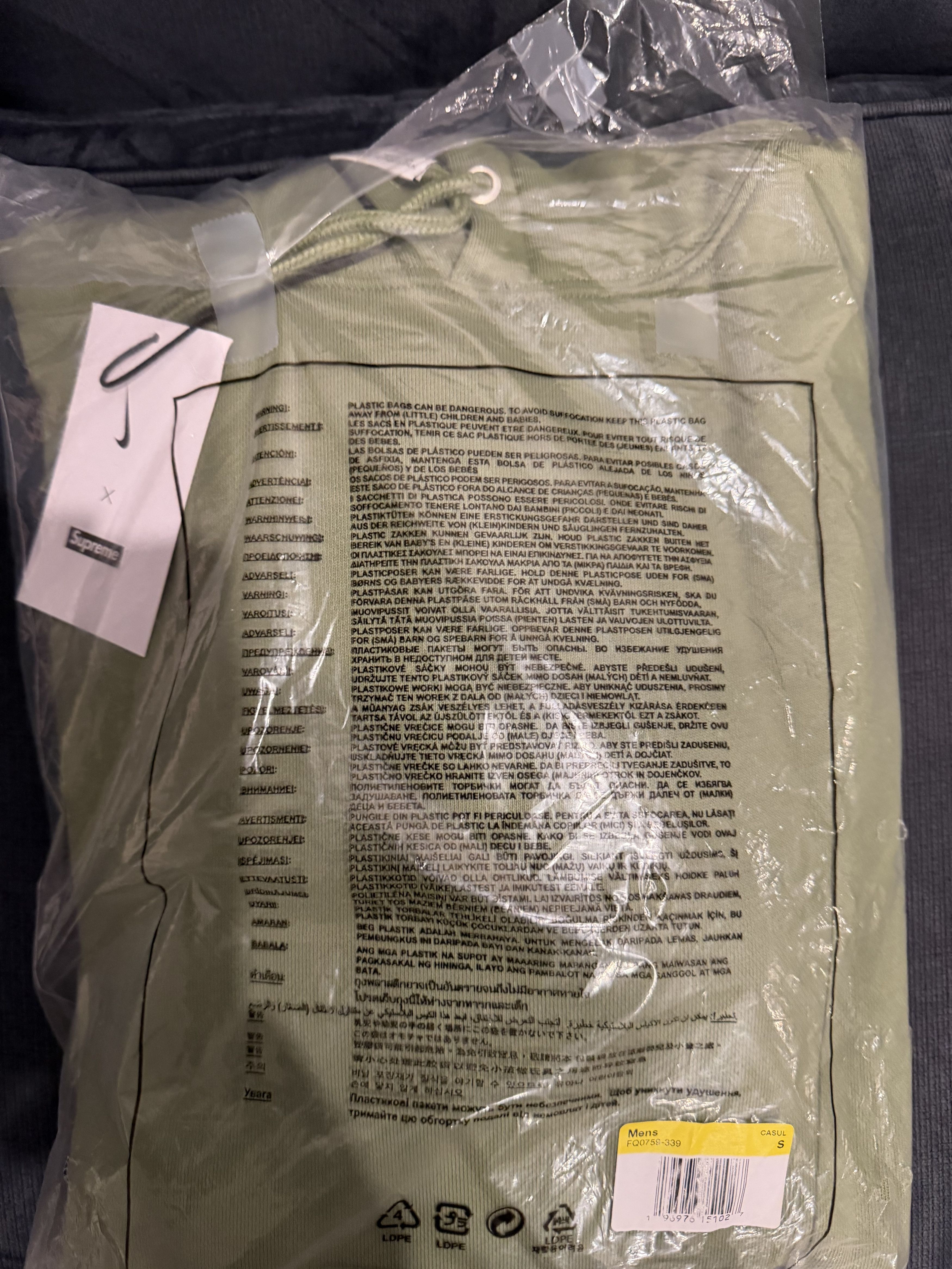 Nike × Supreme Olive Hooded Sweatshirt Size US S / EU 44-46 / 1 - 2 Thumbnail