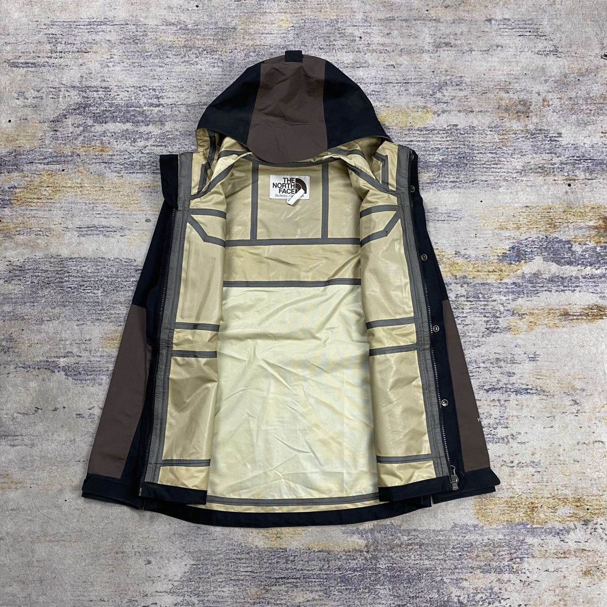 The North Face Vintage The north face hyvent jacket Size US S / EU 44-46 / 1 - 10 Thumbnail