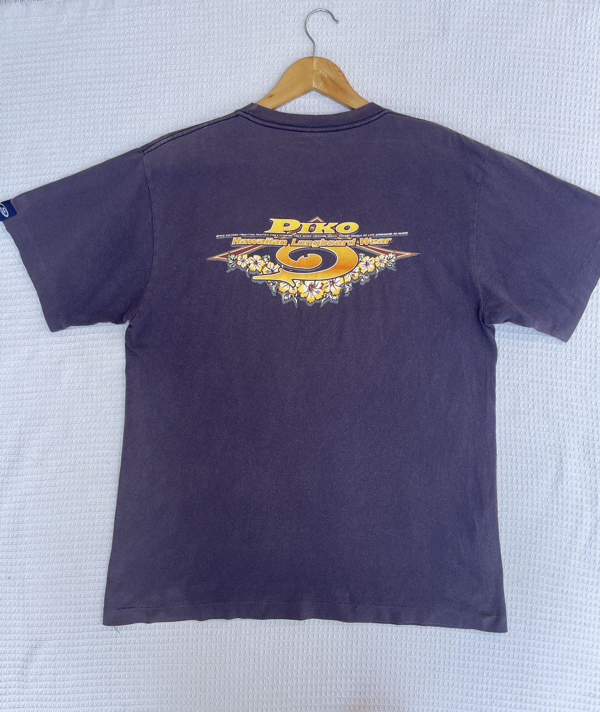 Vintage Last Drop🔥Steals🔥Vintage90s Piko Hawaiian Longboard Surf Tee Size US L / EU 52-54 / 3 - 12 Thumbnail