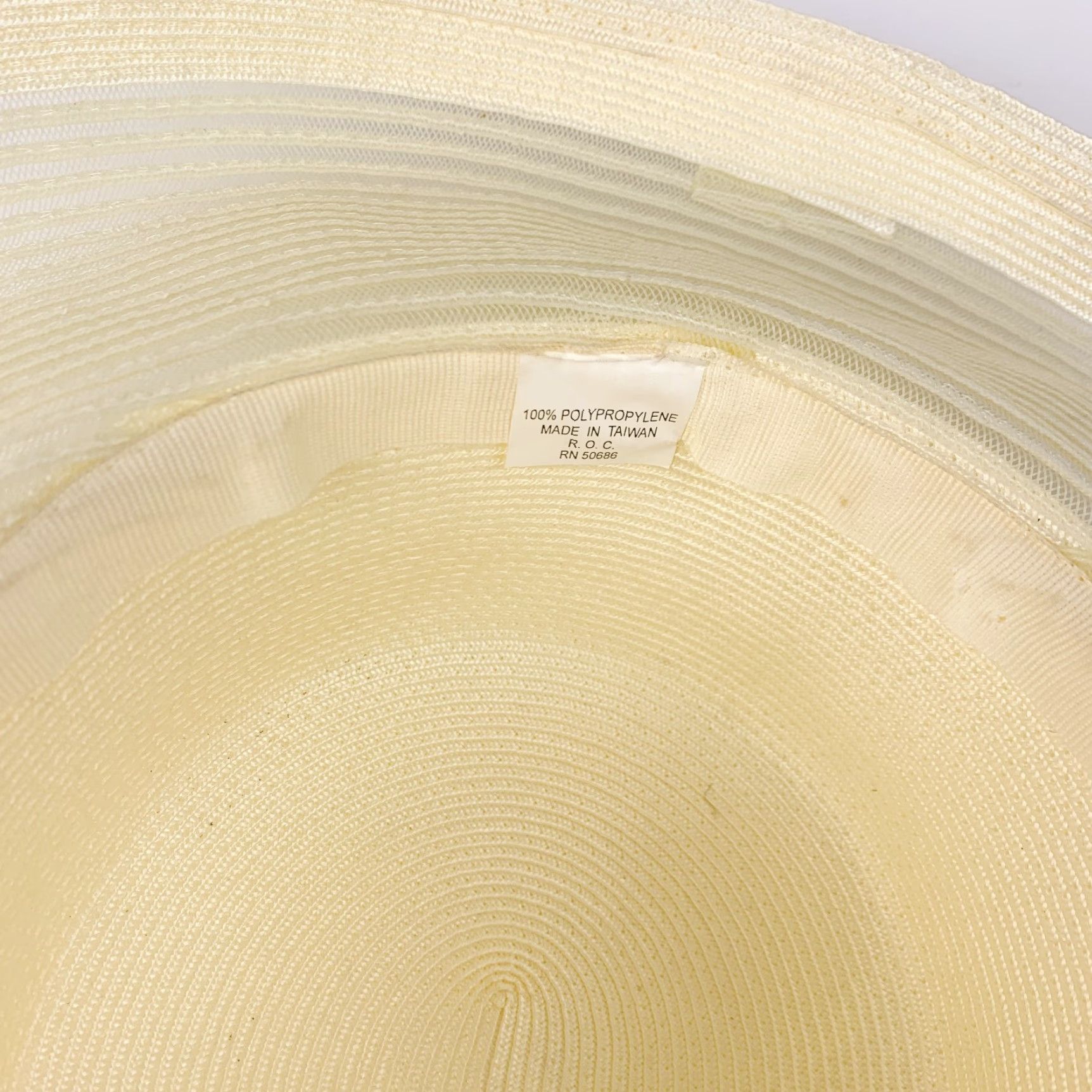 Vintage VINTAGE Derby Hat - Made in Taiwan - Ivory Polypropylene Church Tea Fancy Hat, 1980s, Tulle, Special Occasion, Unbranded, Mens/Womens Size ONE SIZE - 6 Thumbnail