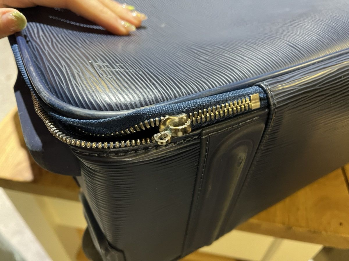 Louis Vuitton Louis Vuitton Pegase 55 Cabin Case in Marine Blue Size ONE SIZE - 11 Thumbnail