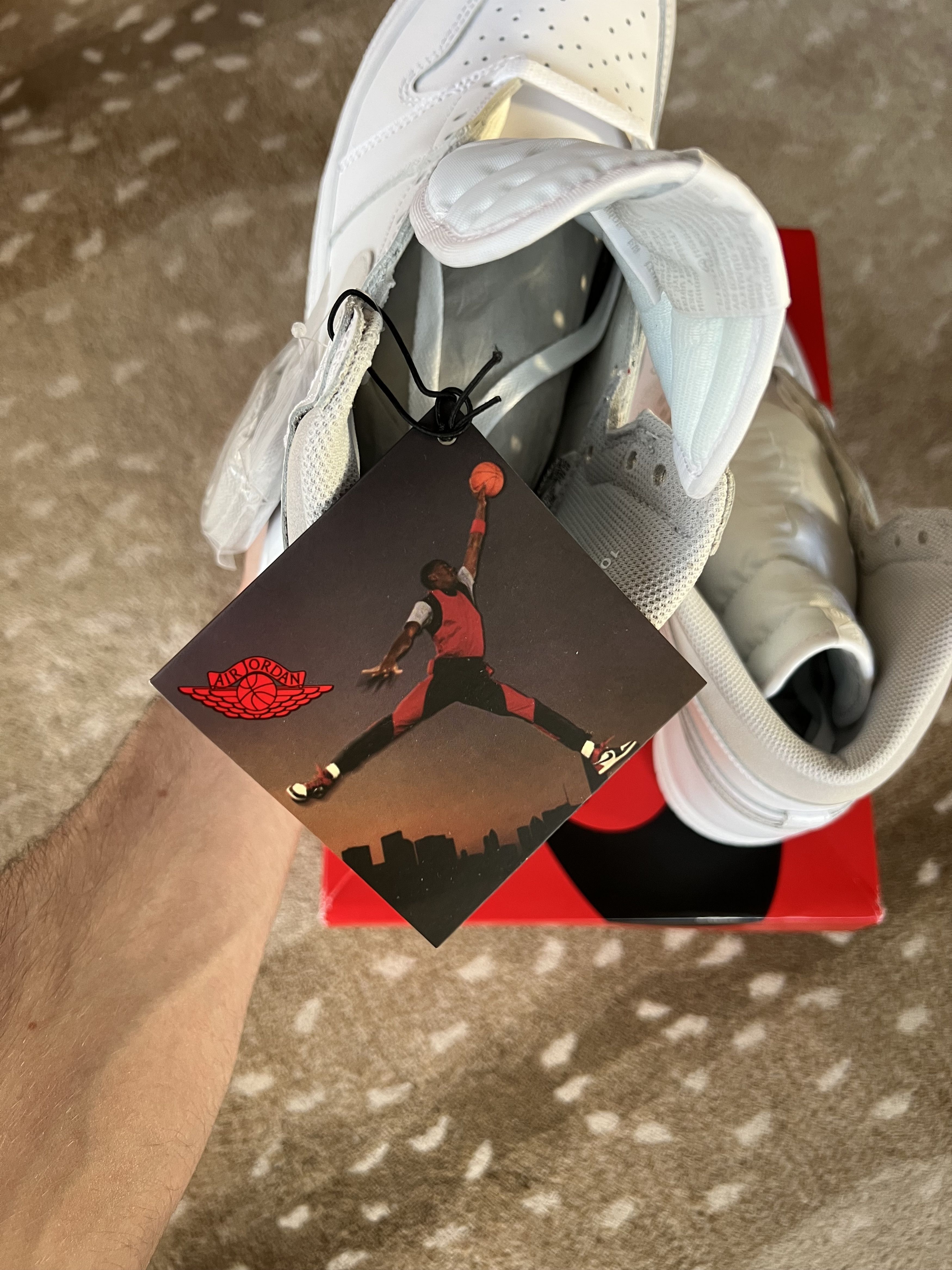 Jordan Brand Air Jordan 1 Retro High ‘85 OG ‘Neutral Grey’ Size US 10.5 / EU 43-44 - 11 Thumbnail