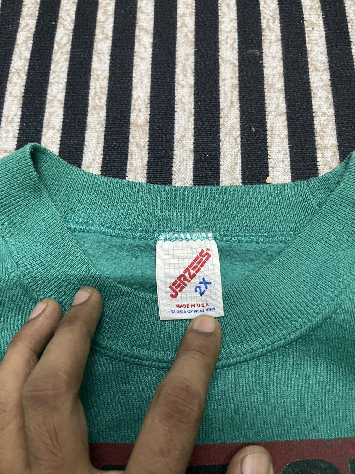 Vintage 90s VINTAGE HUMOR “CAUTION ZERO TO BITCH IN 4.1 SECONDS” Size US XL / EU 56 / 4 - 7 Thumbnail
