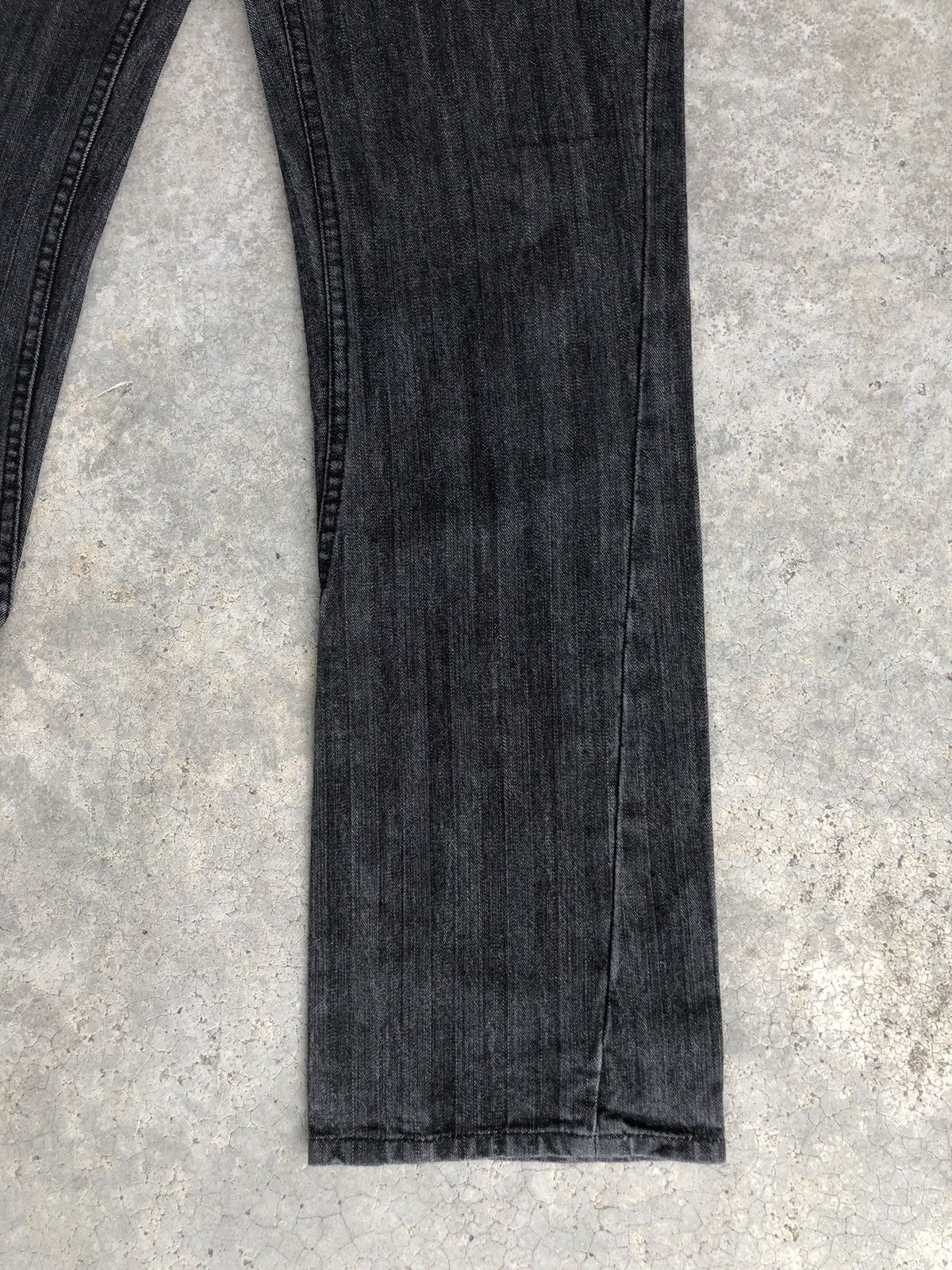 If Six Was Nine Japanese Jungle Storm Flared Jeans Size US 31 - 7 Thumbnail