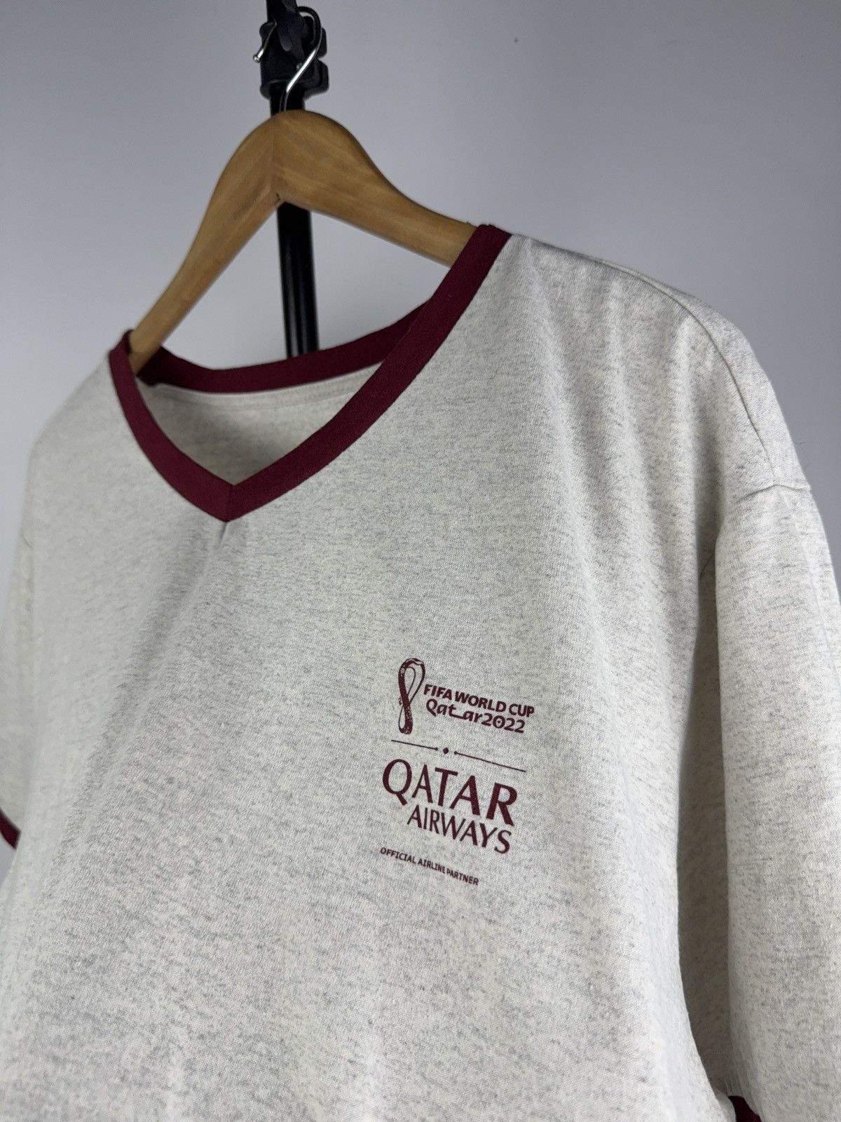 Vintage FIFA World Cup 2022 QATAR Airways Official Tee Shirt Size US L / EU 52-54 / 3 - 4 Thumbnail