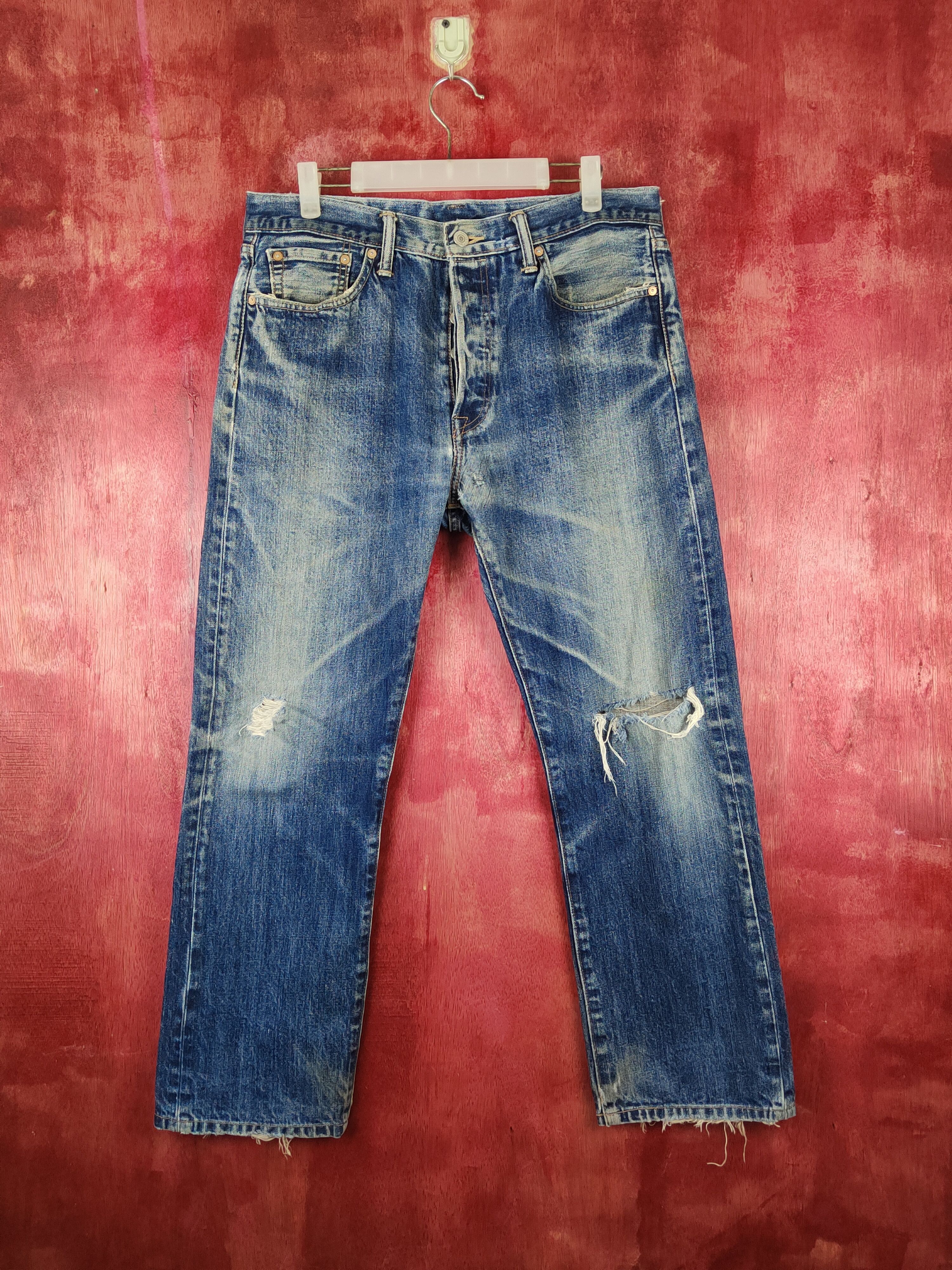 Levi's Levi's Dark Blue Faded Distressed Ripped Jeans #S1647 Size US 34 / EU 50 - 1 Thumbnail