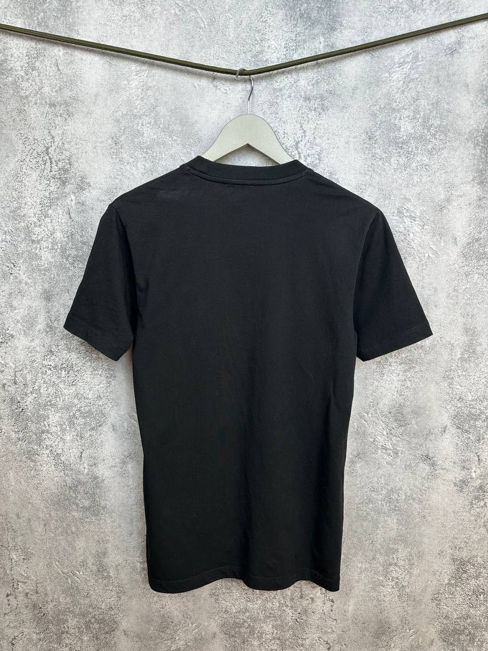 Alexander McQueen McQ Alexander McQueen Velvet Logo T-Shirt Black Red Crew SS Size US S / EU 44-46 / 1 - 2 Thumbnail