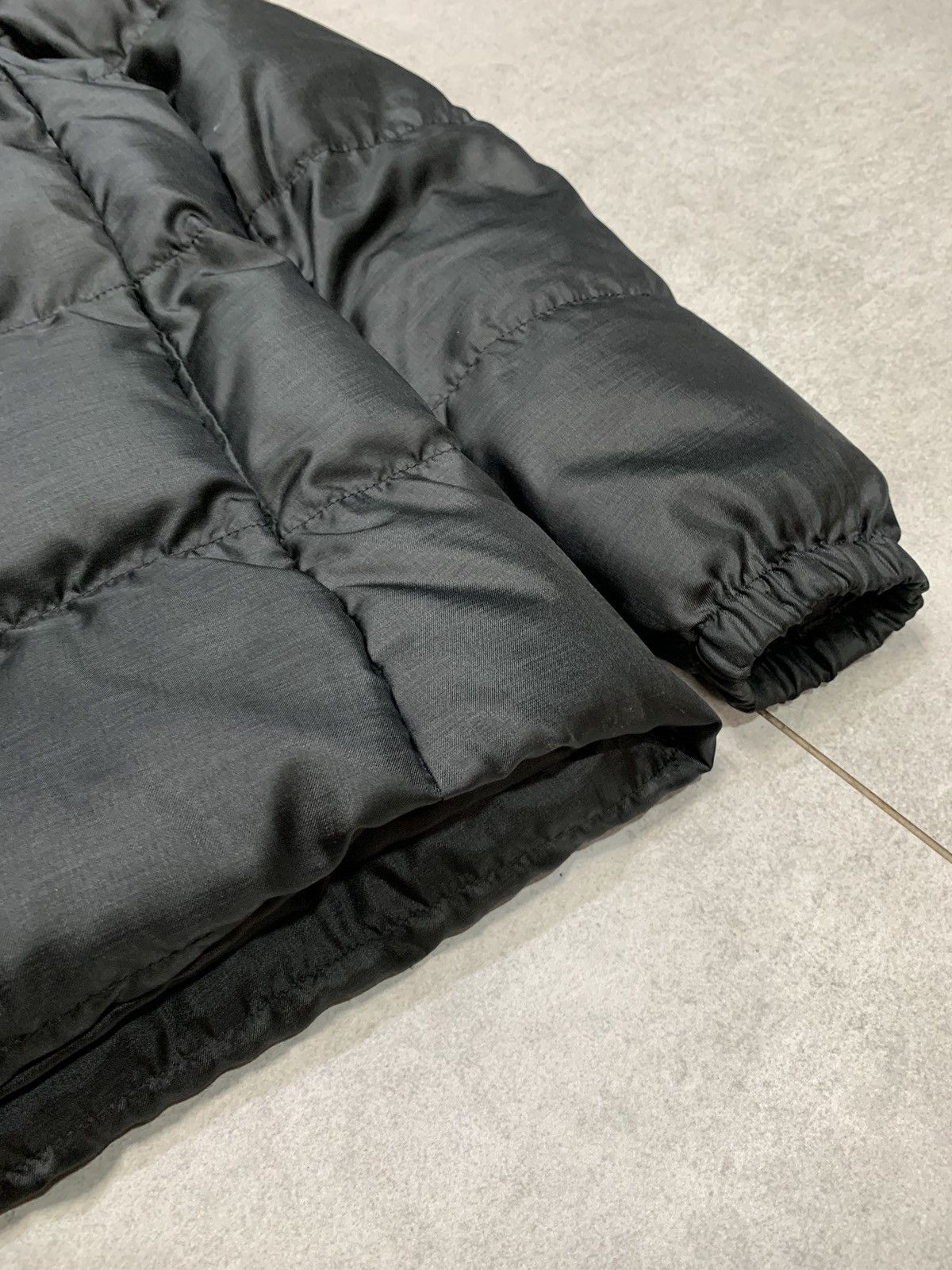 Prada Y2K vintage 2000s Prada quilted puffer jacket Size XL / US 12-14 / IT 48-50 - 7 Thumbnail