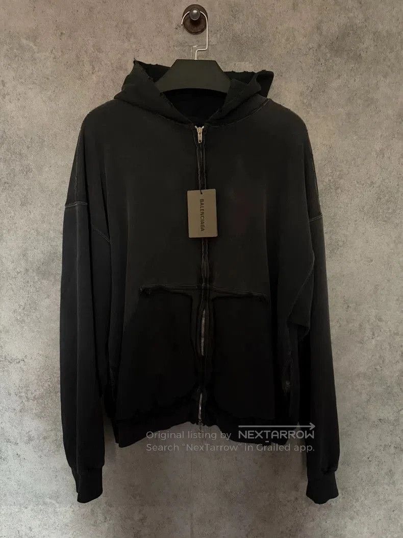 Balenciaga Balenciaga Tape Logo Zip Hoodie Jacket. Size US S / EU 44-46 / 1 - 1 Thumbnail