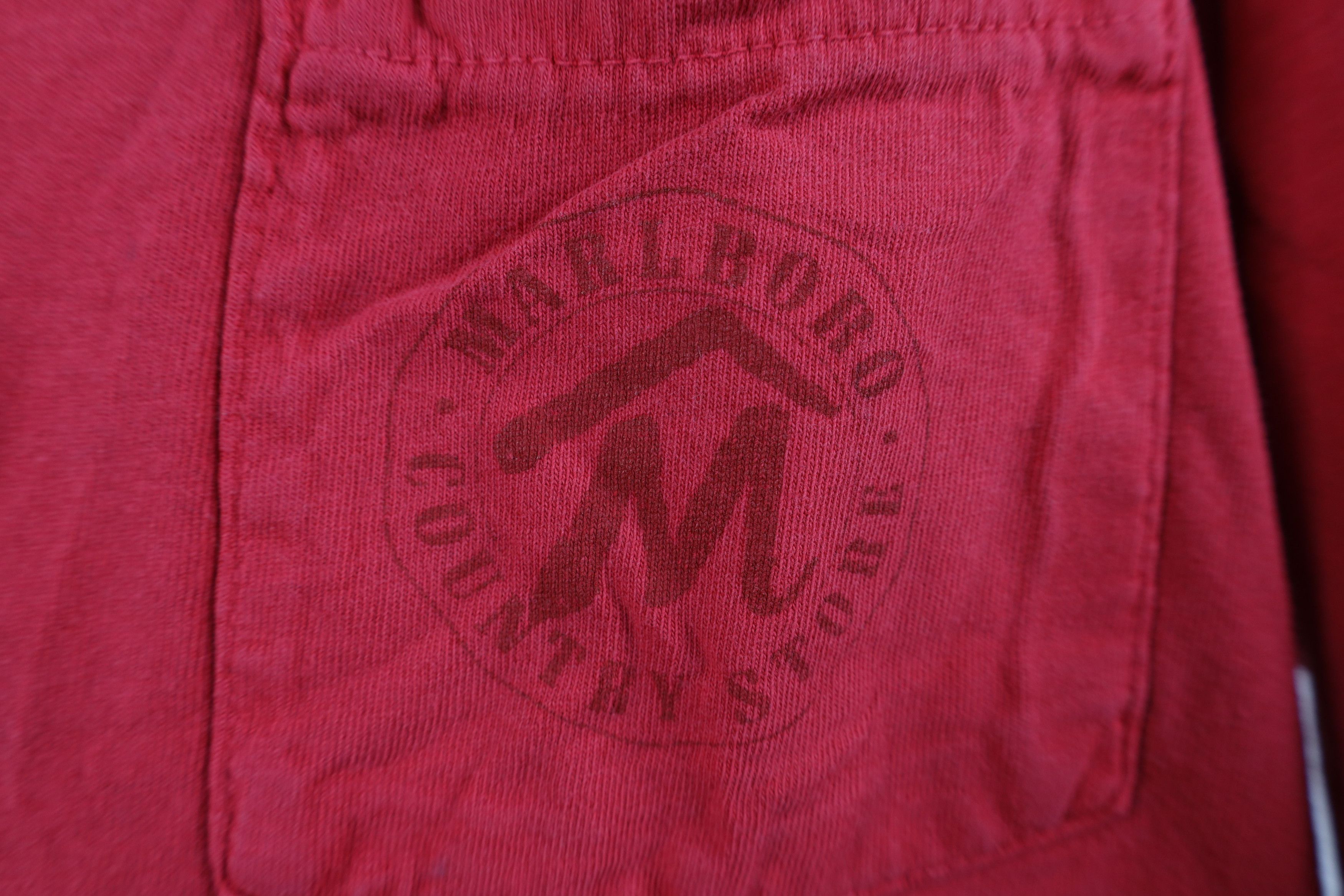 Marlboro Vintage 90s Marlboro Spell Country Store Pocket T-Shirt USA Size US L / EU 52-54 / 3 - 4 Thumbnail