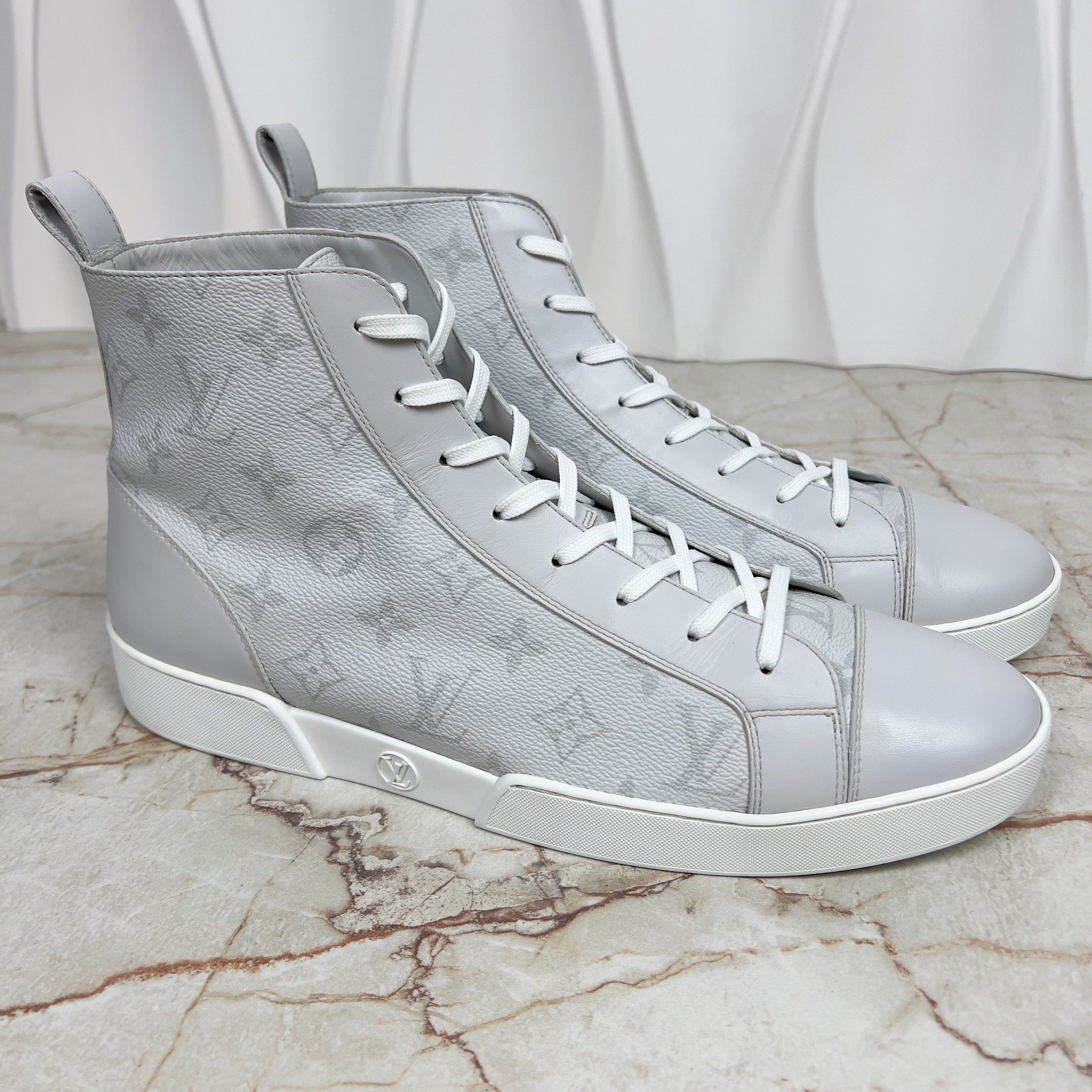 Louis Vuitton Match Up Sneaker LV Monogram Gray Leather Size US 11 / EU 44 - 3 Thumbnail