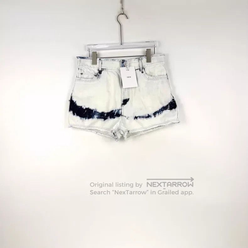 Dior Dior Beige fur-edged denim shorts Size 27" / US 4 / IT 40 - 3 Thumbnail