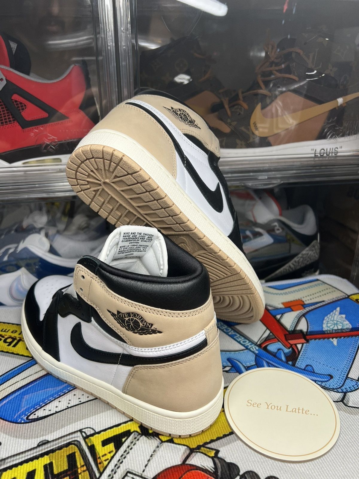 Jordan Brand Nike Air Jordan 1 High Latte (Women's) Size US 9.5 / IT 39.5 - 2 Thumbnail